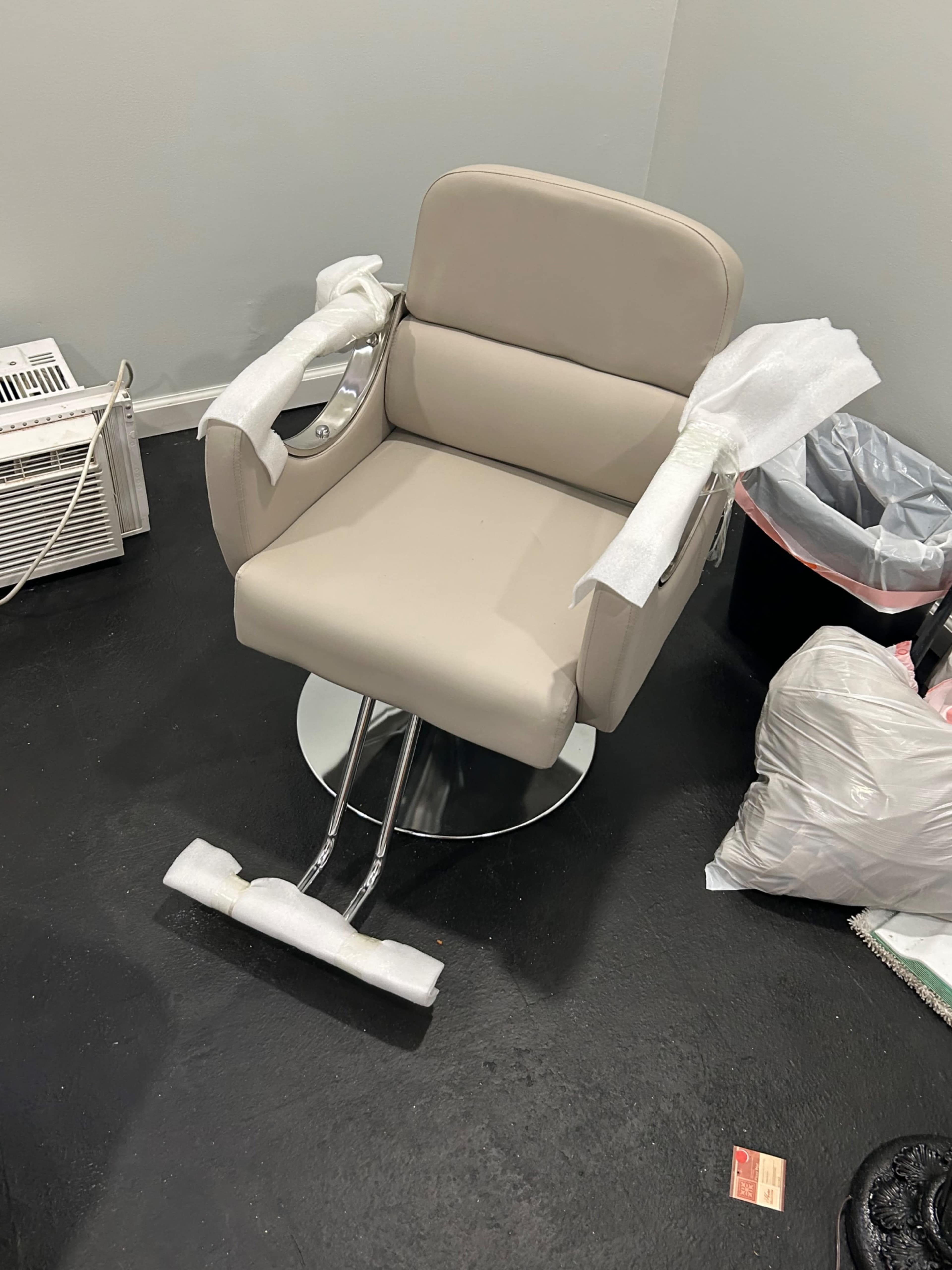 Luxury Pop-Up, Workshop, & Photography Studio – Glenolden, PA | Suite Simplicity Image in Glenolden, Glenolden, PA