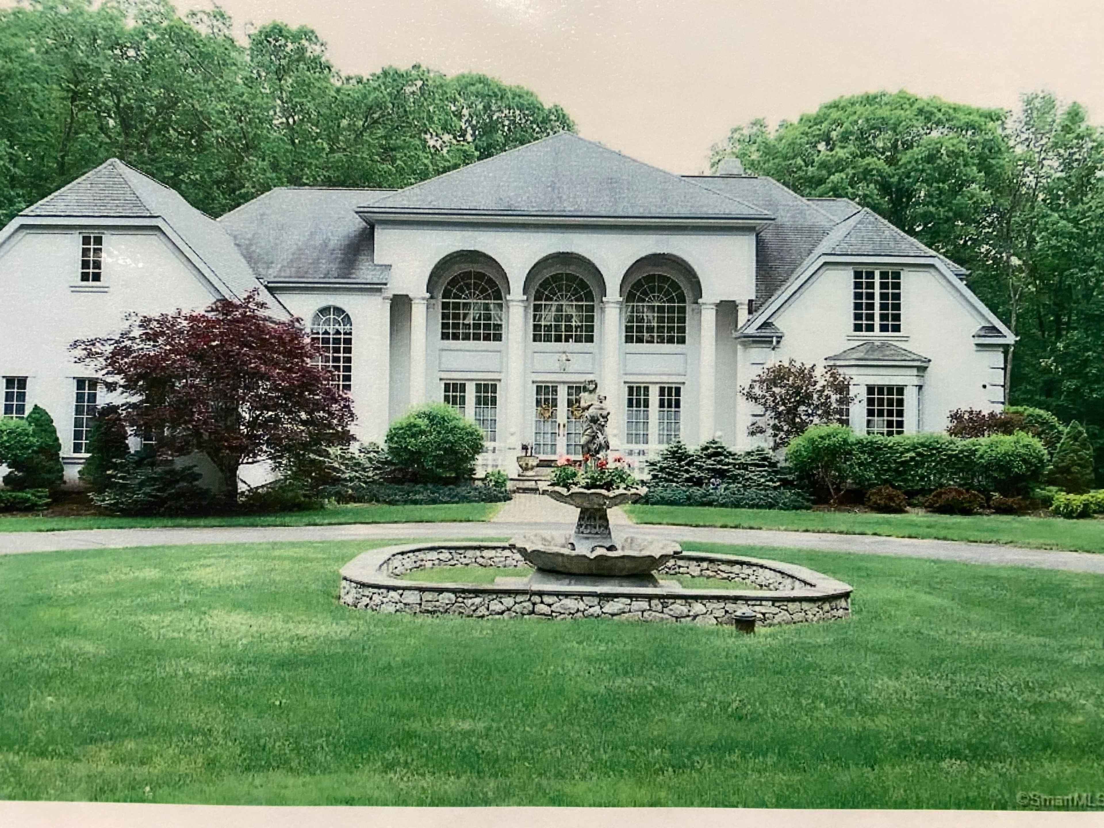 Chandeliers of Elegance Image in Woodbury, Woodbury, CT