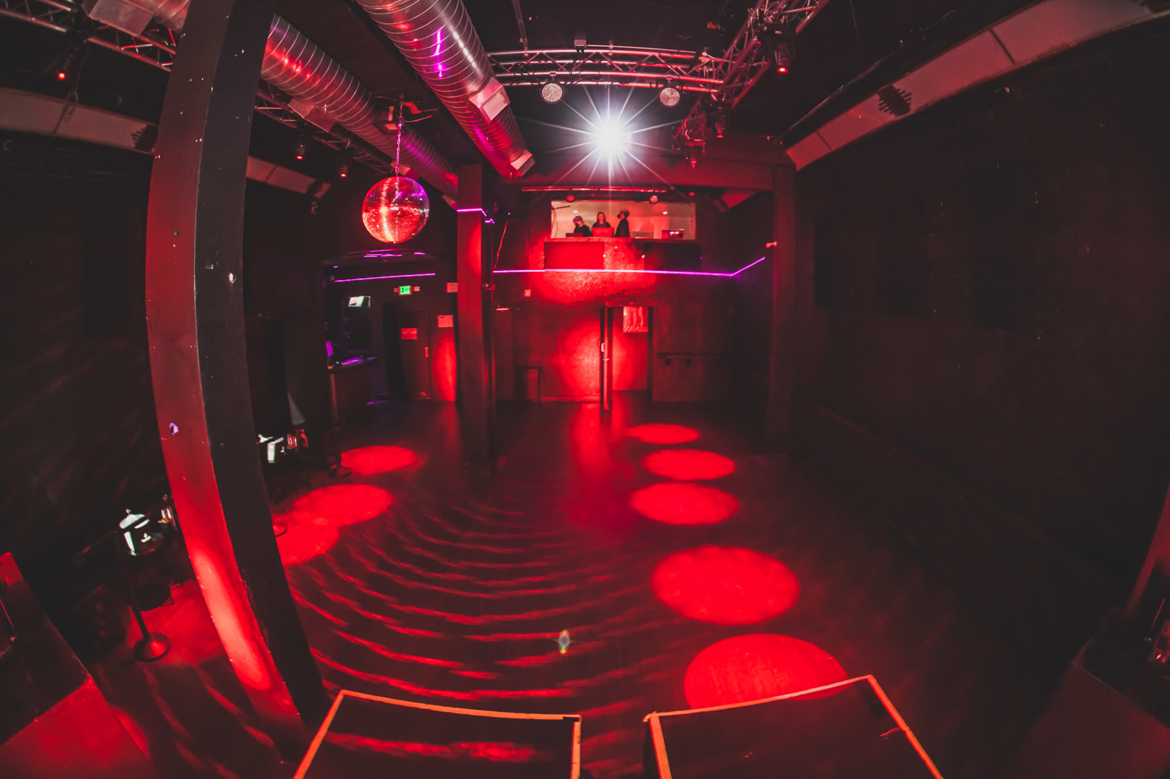 Catch One - Noise/Tavern Room Image in Arlington Heights, Los Angeles, CA