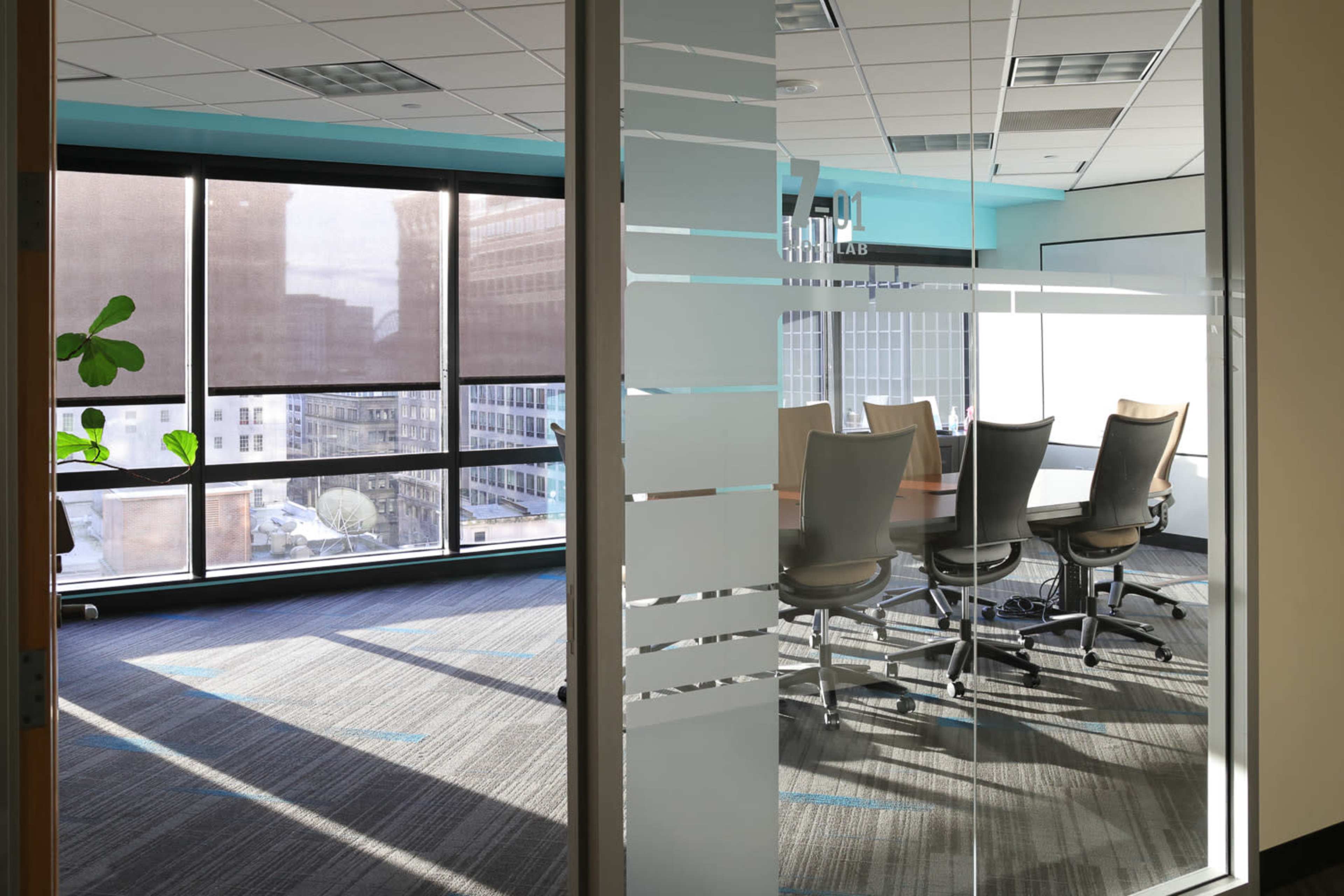 Maui: Your Private Sanctuary for Creative Collaboration Image in Central Business District, Seattle, WA