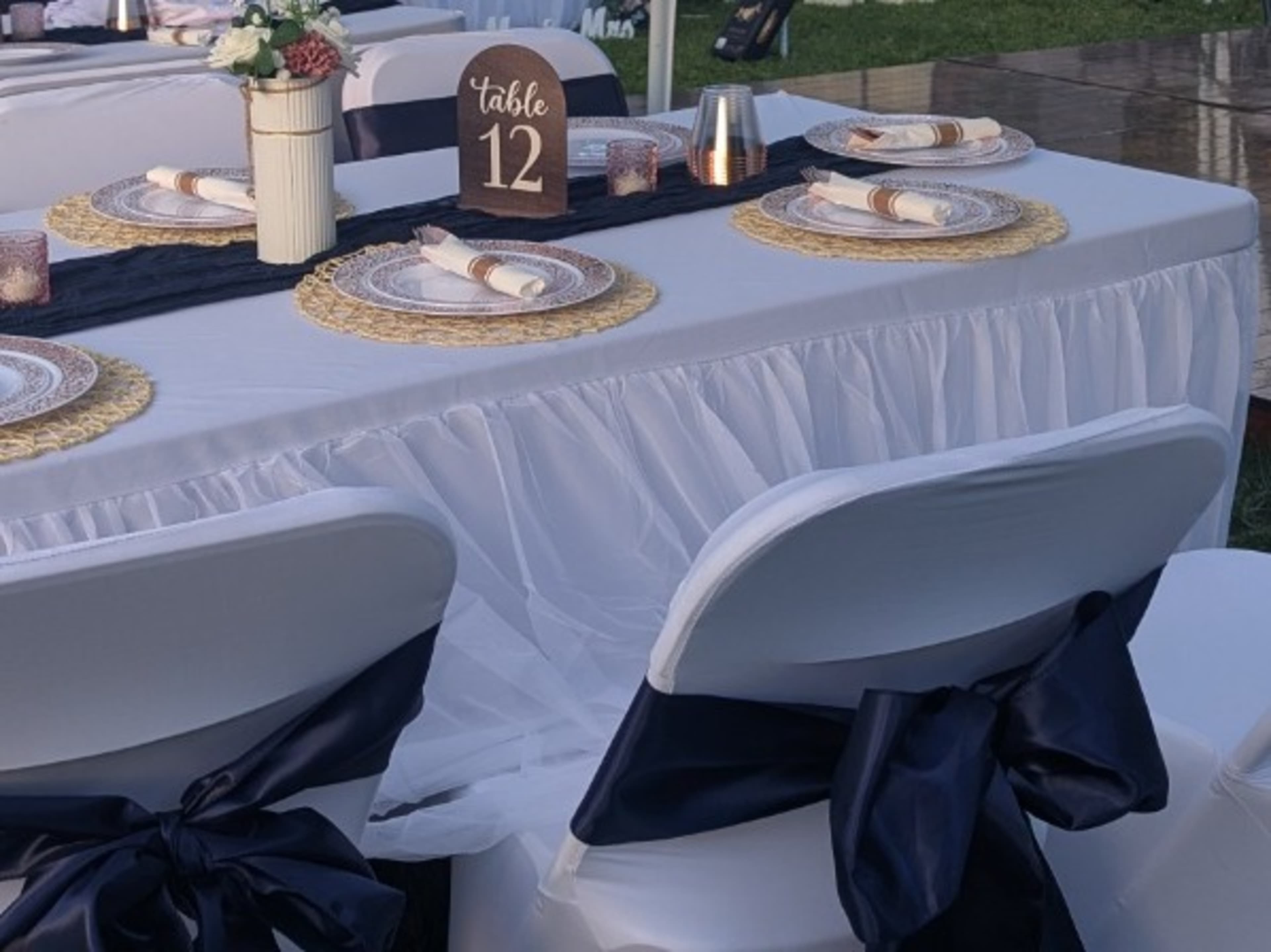 6 Foot Tables