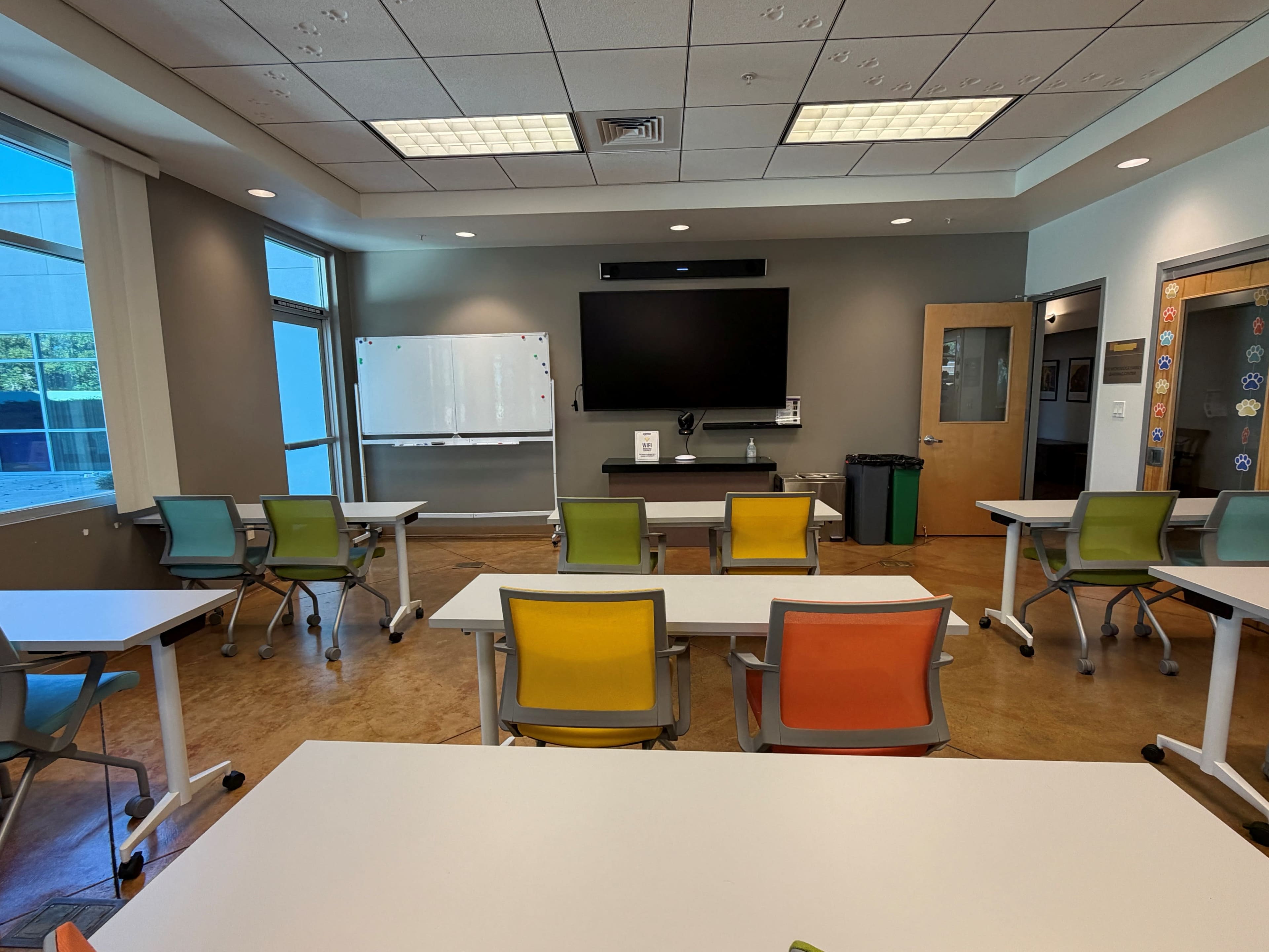 Light and bright conference/meeting center in a fun and joyful environment Image in Ygnacio Valley, Walnut Creek, CA