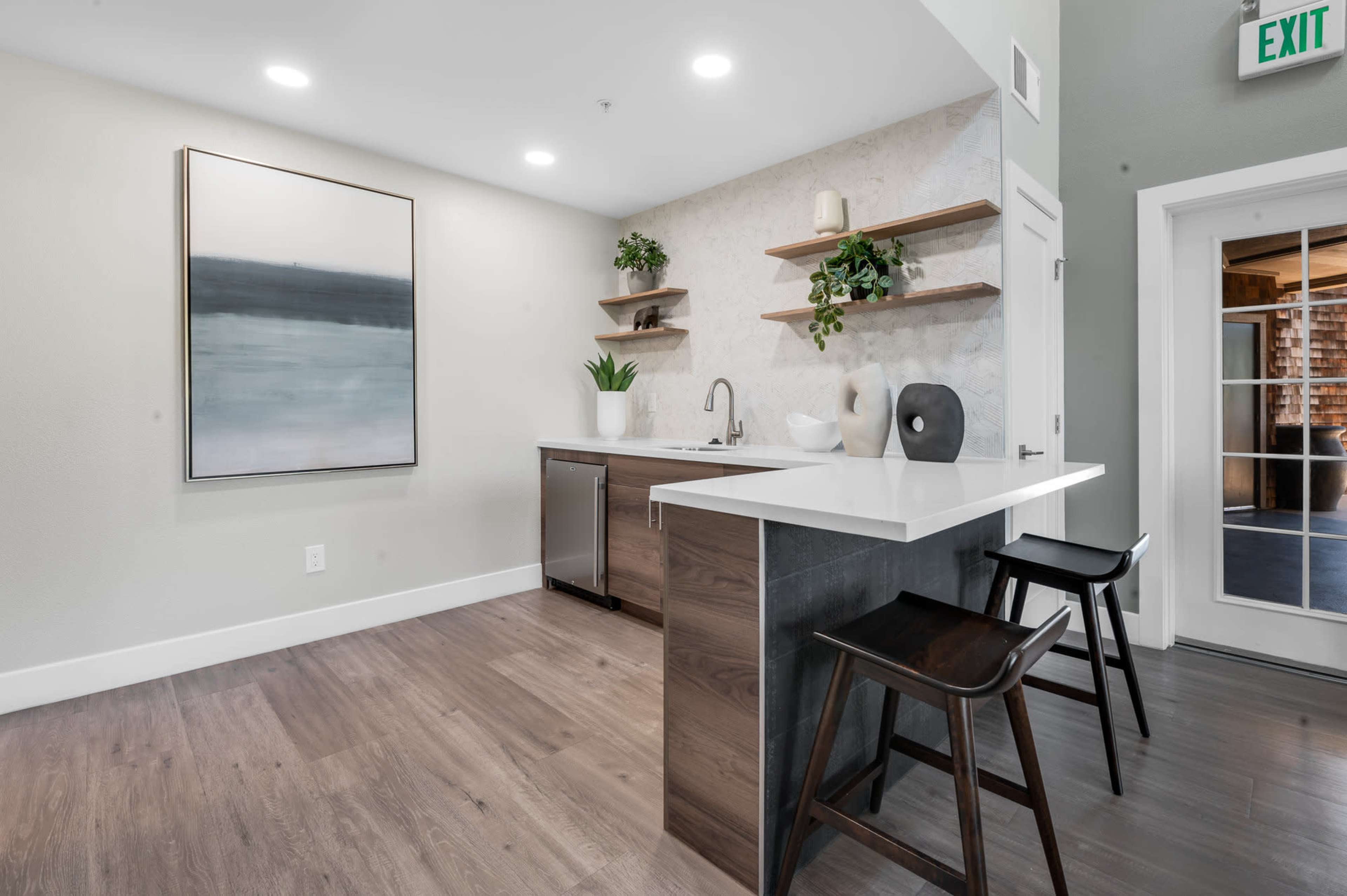 Downtown Lafayette With Great Views And Remodeled Interior Space Image in Lafayette, Lafayett, CA