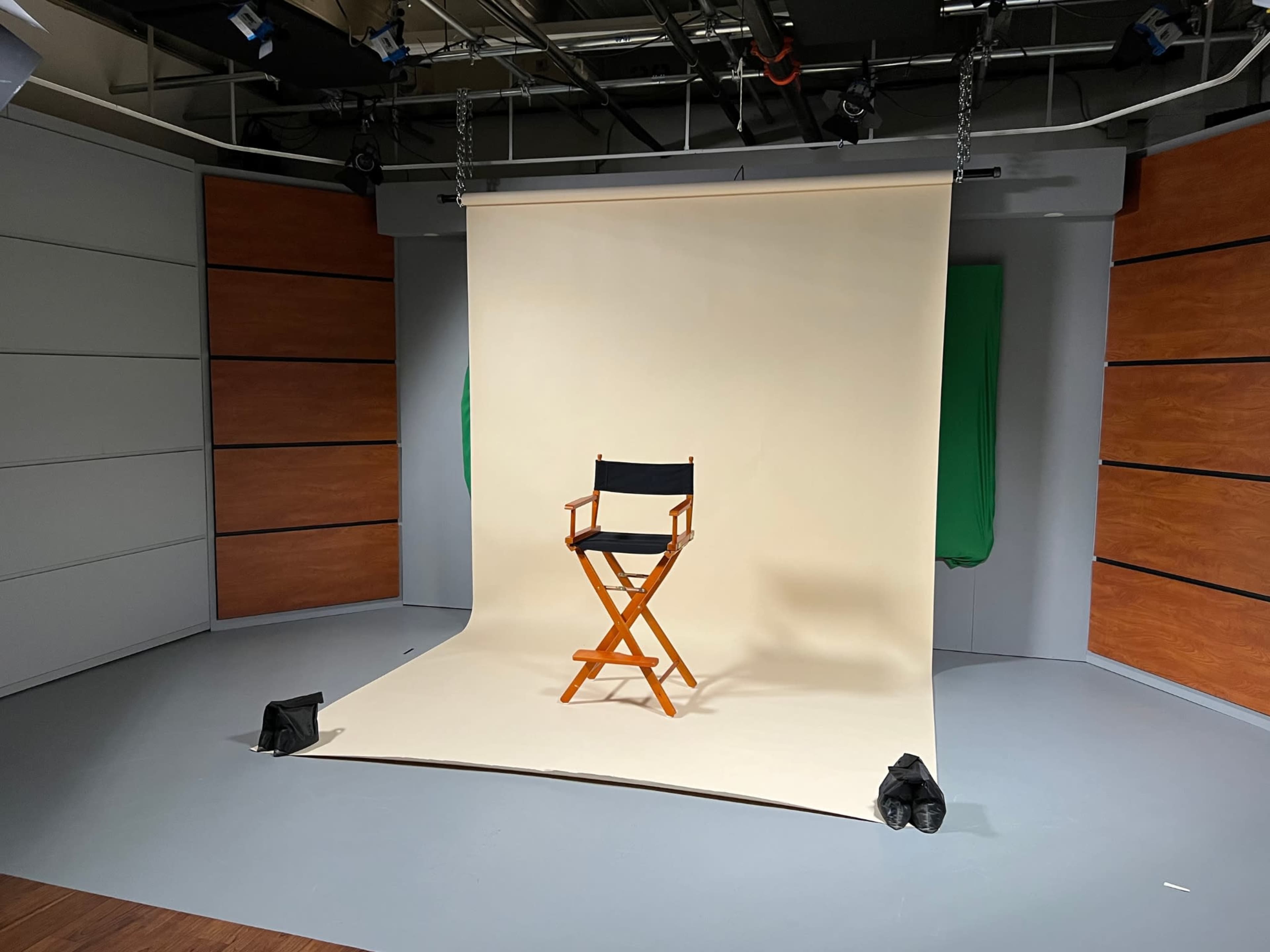 Professional Photo & Video Space In Prime Location Image in Beverly, Beverly, MA