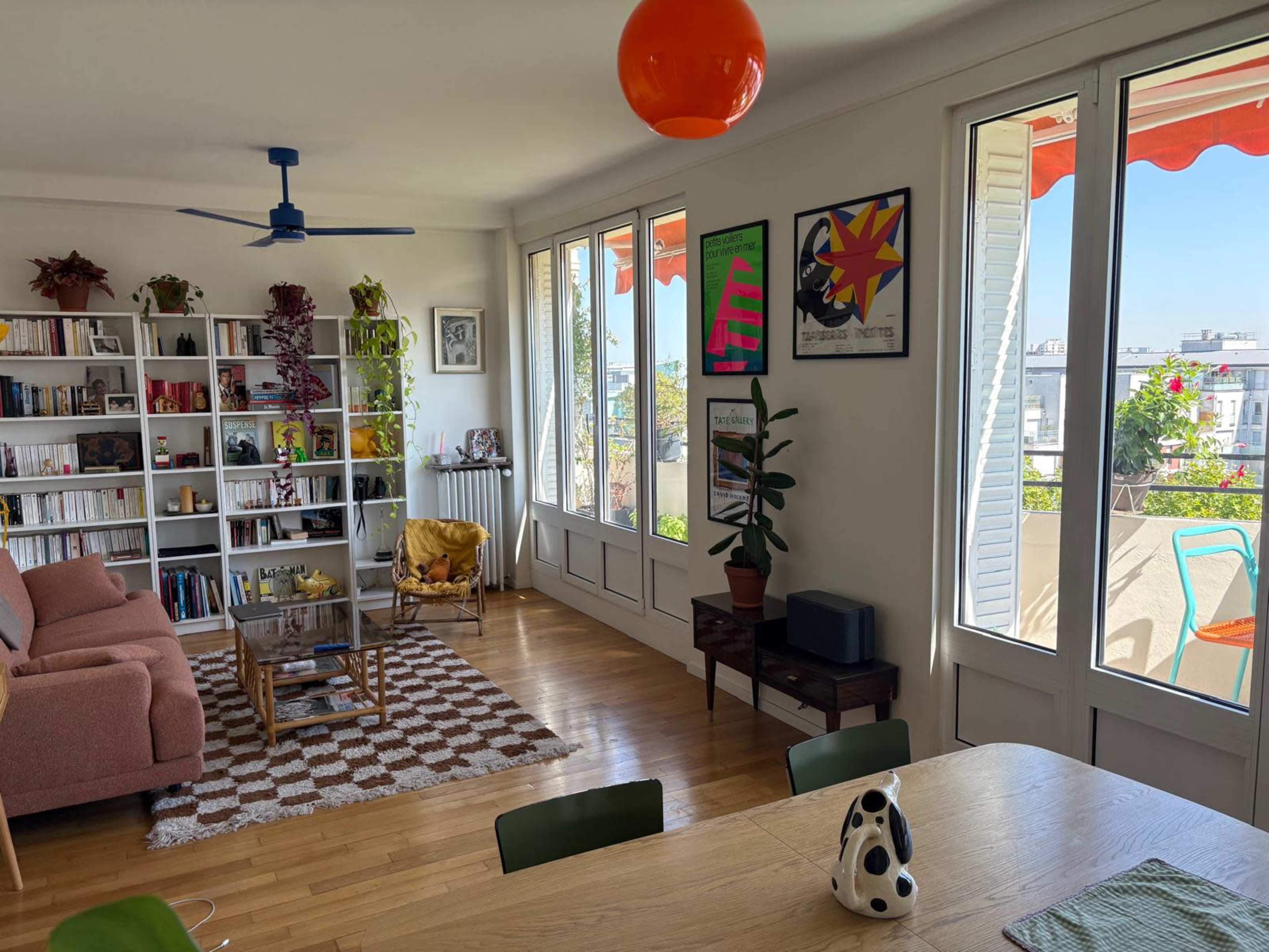 Urban very Sunny 70s Vibes Apartment / Appartement Lumineux au Style "Années 70" Image in Parc-de-Montsouris, PARIS