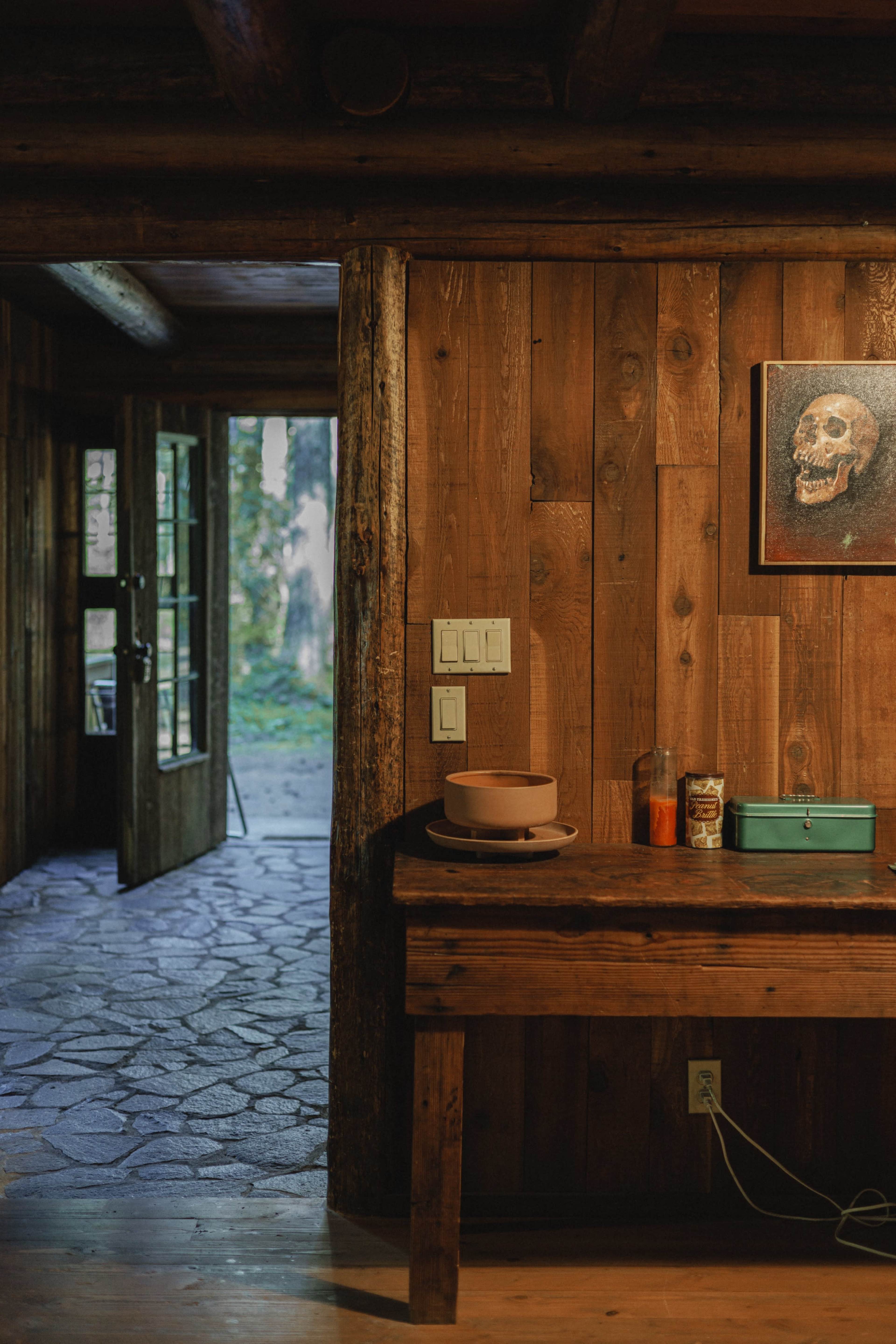 Grand Hand Build Log Cabin Image in Mount Hood Village, Rhododendron, OR