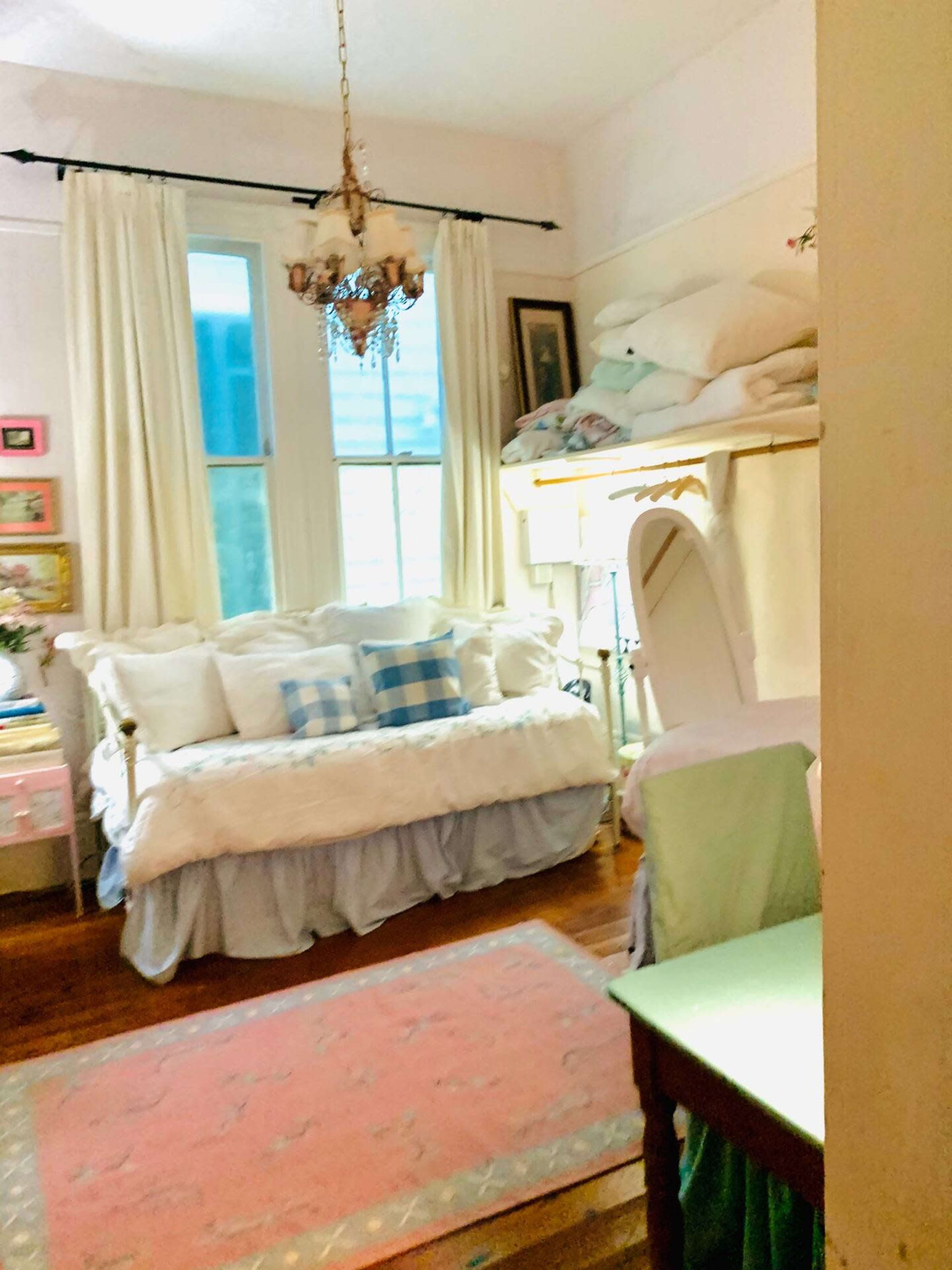 The Elisabeth House-Dollhouse on Canal St Image in Mid-City, New Orleans, LA