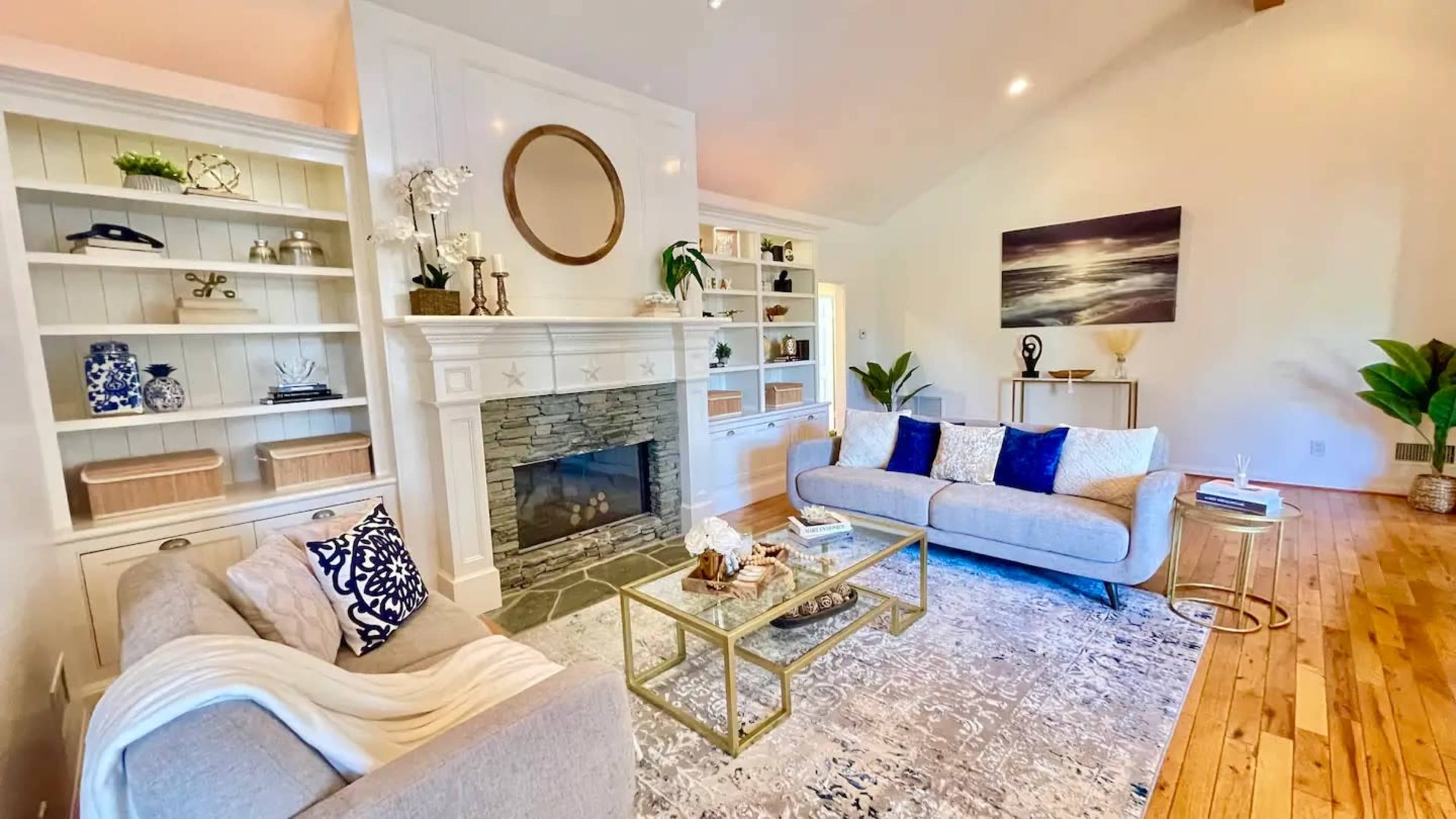 The Tranquil Home Haven Image in Riverview West, Santa Ana, CA