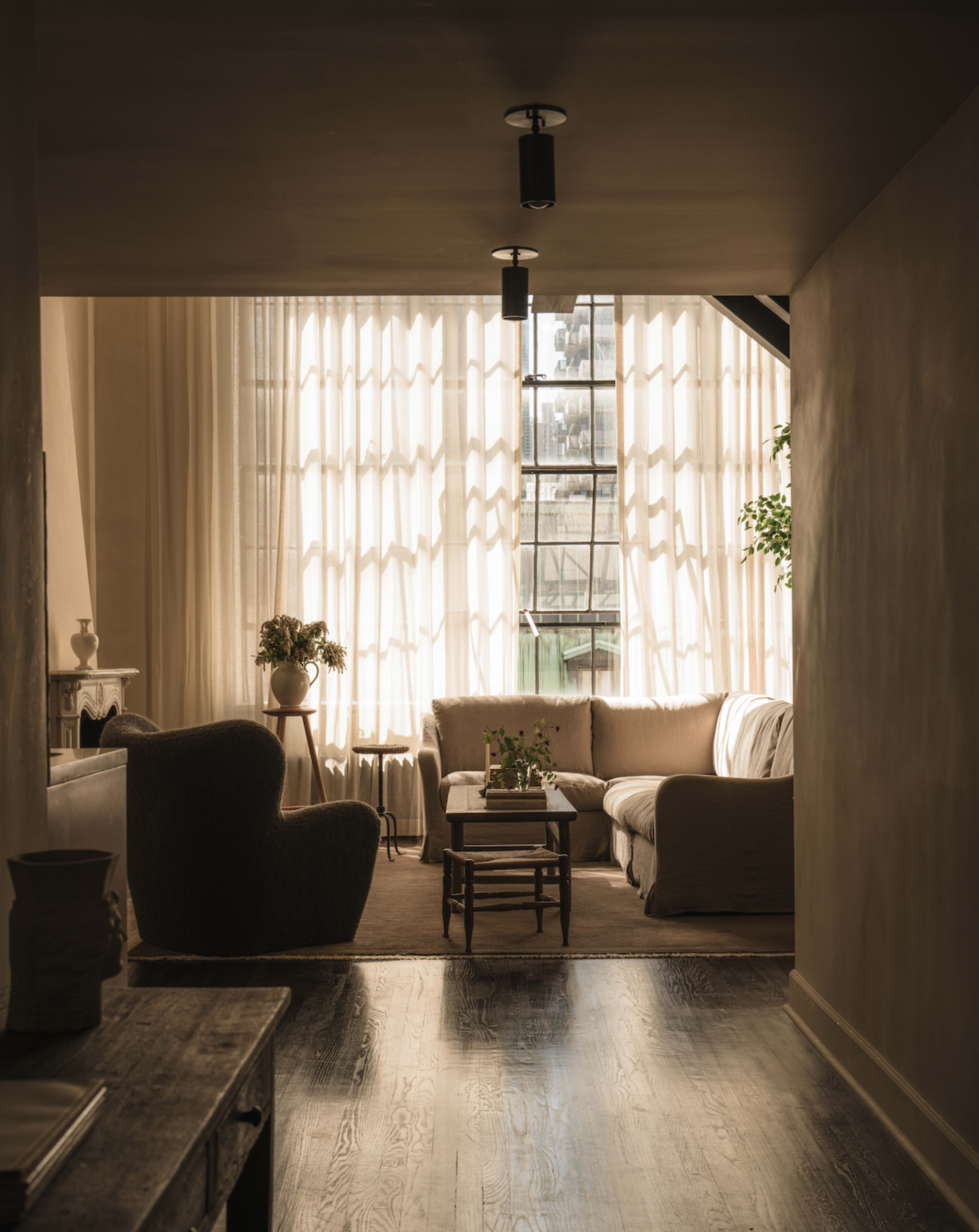 Stylish Duplex Loft with Massive Windows & 18ft Ceilings Image in Midtown Manhattan, New York, NY