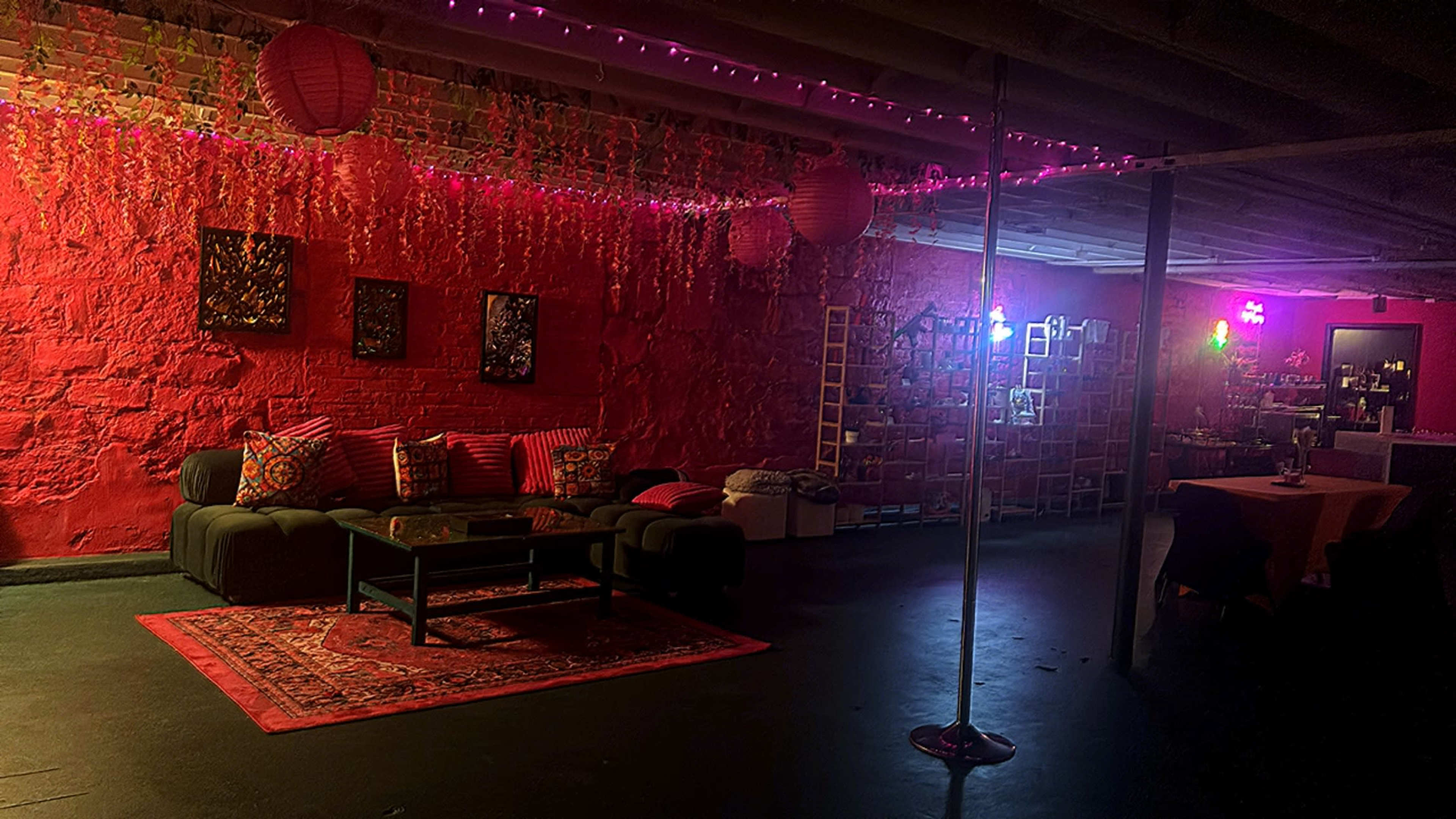 Enchanting Subterranean Creative Space Image in West Town, Chicago, IL
