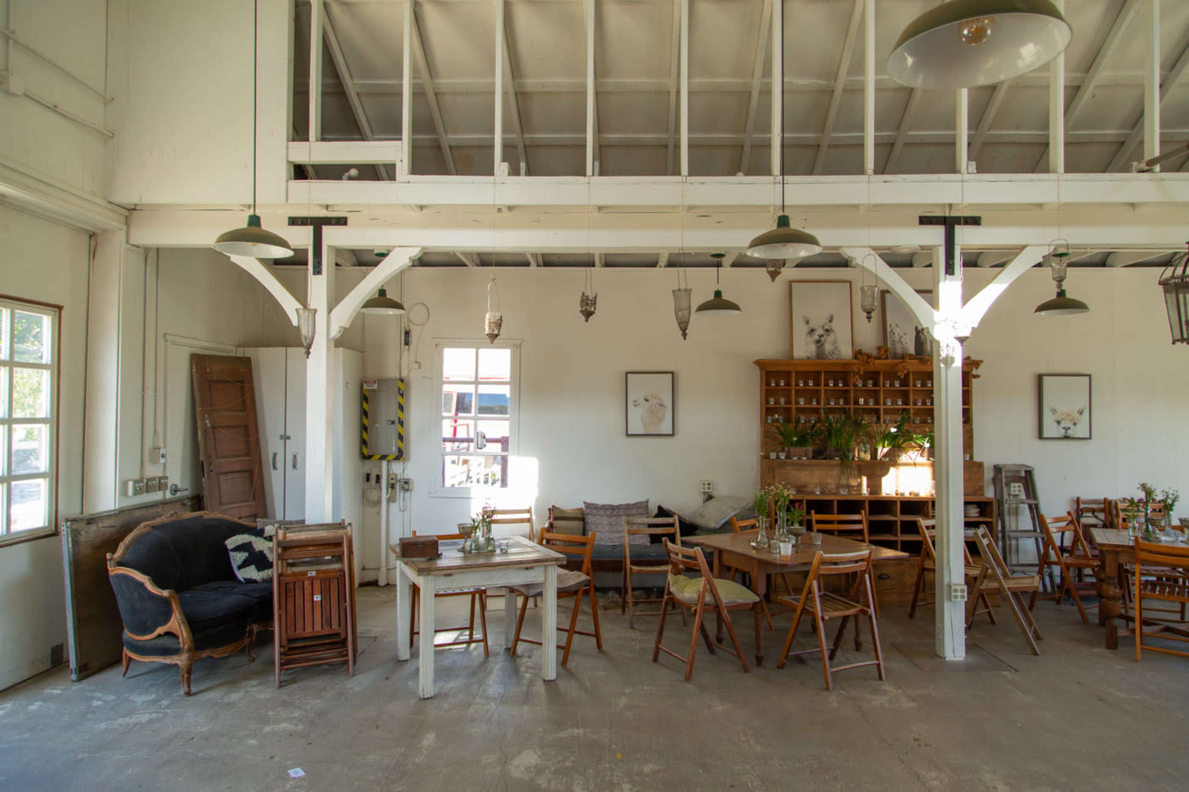 Ventura Red Barn | Rustic Venue | Country Film Location Image in , Santa Paula, CA