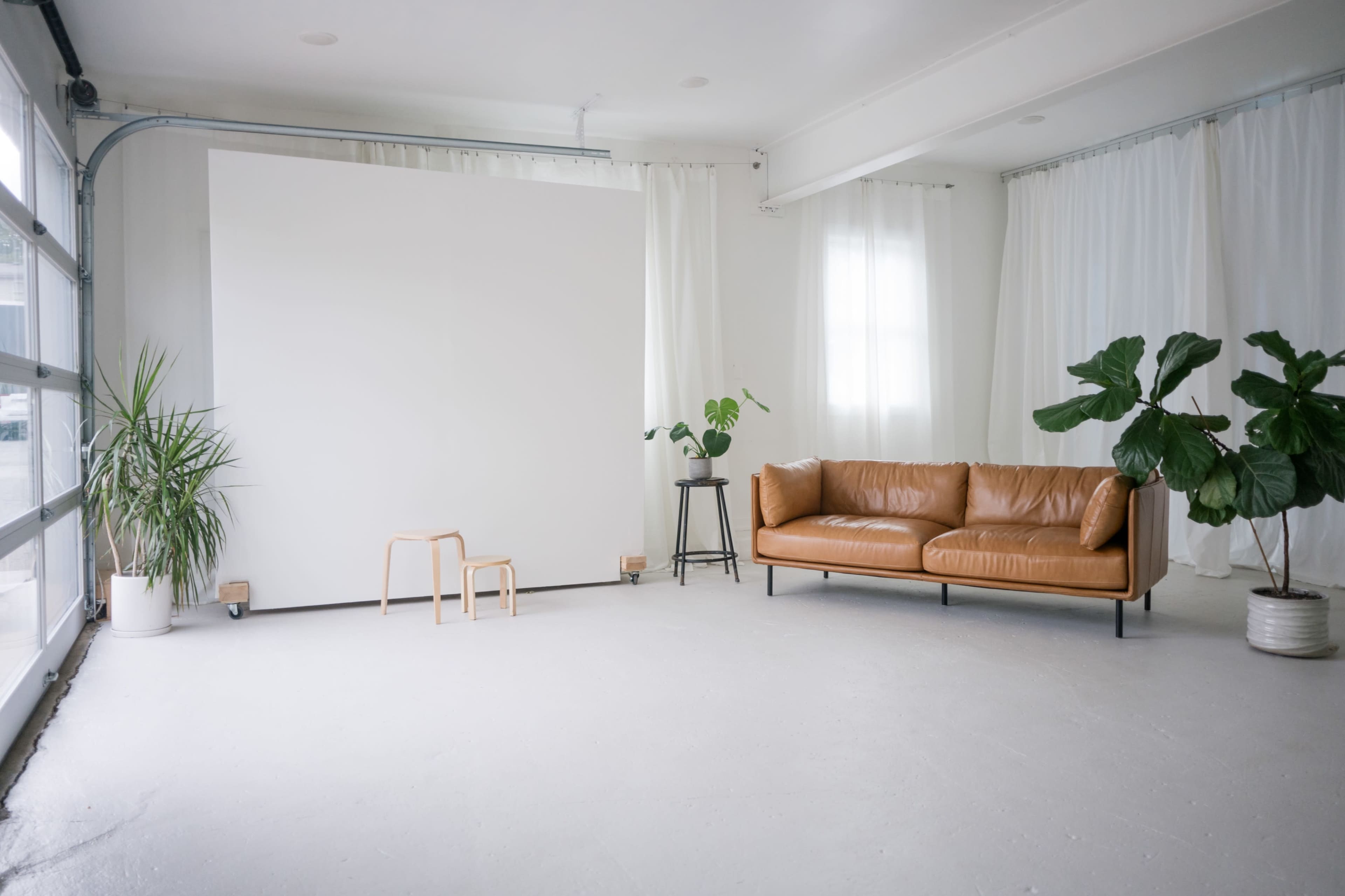 Warehouse Studio with Natural Light and Modern Vibes Image in Ipswich, Ipswich, MA