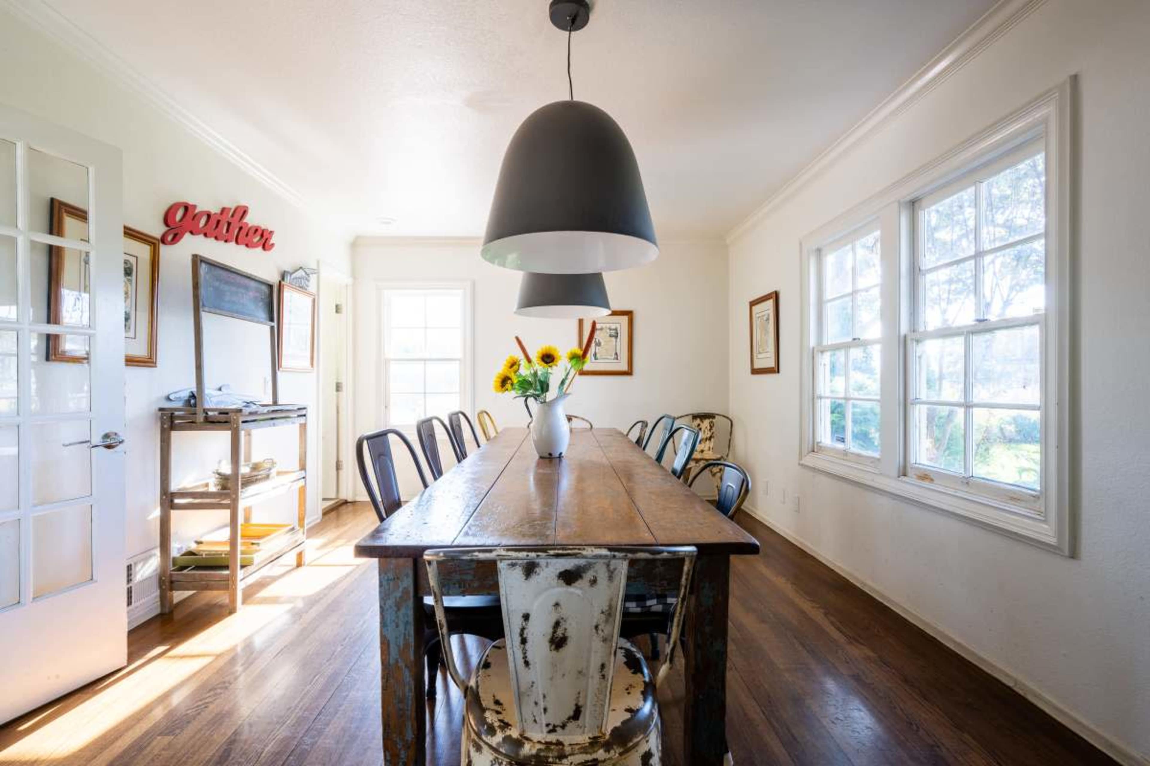 6 Bedroom San Martin Historic Estate with Spacious Backyard and Heated Pool! Image in San Martin, San Martin, CA