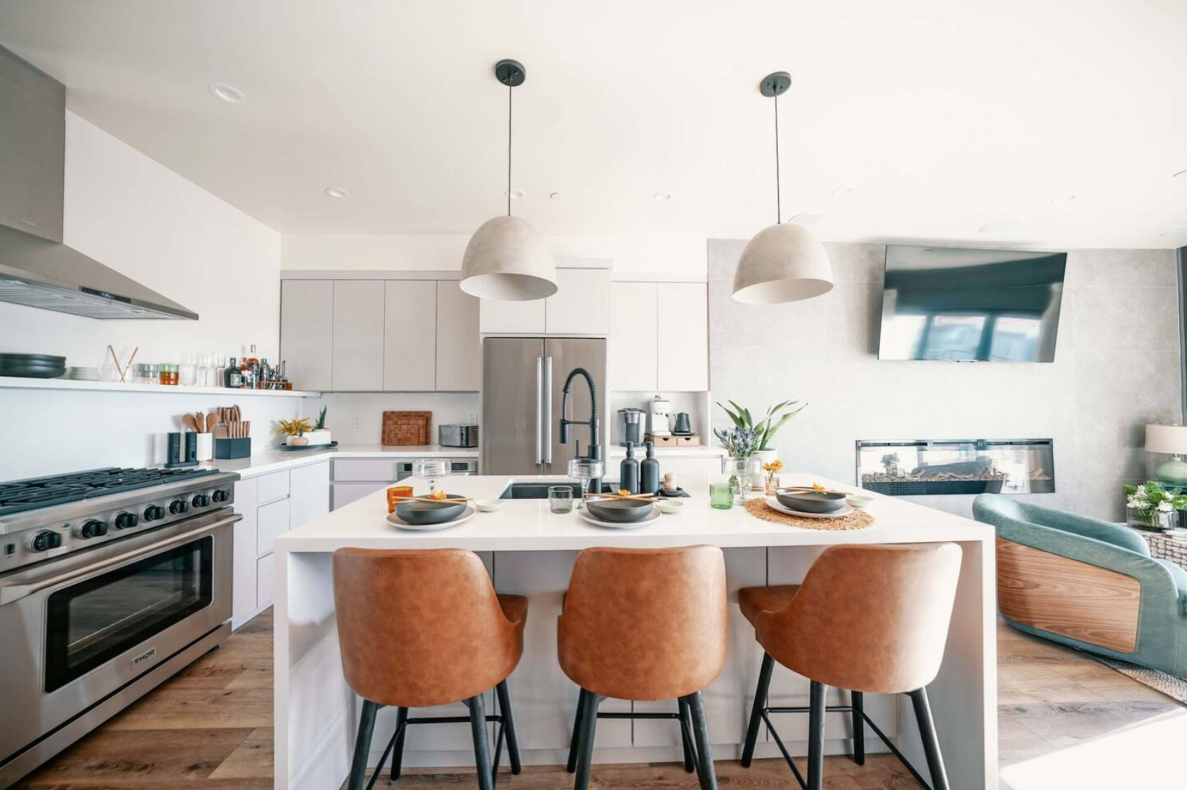 1925- The Pier | Oceanview Rooftop w/ HOT TUB Image in Townsite, oceanside, CA