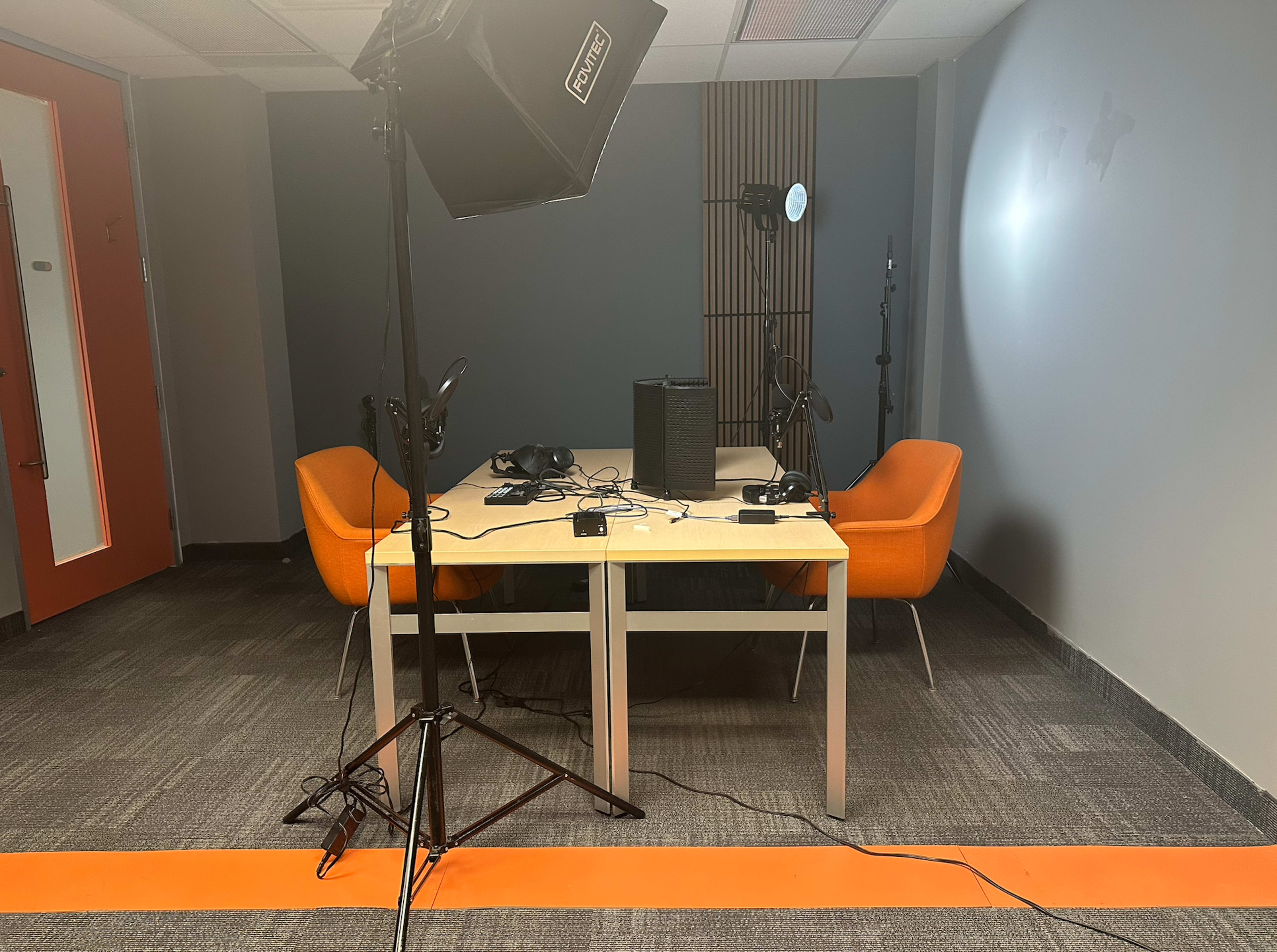 Markham Podcast Studio Image in Markham, Markham, ON