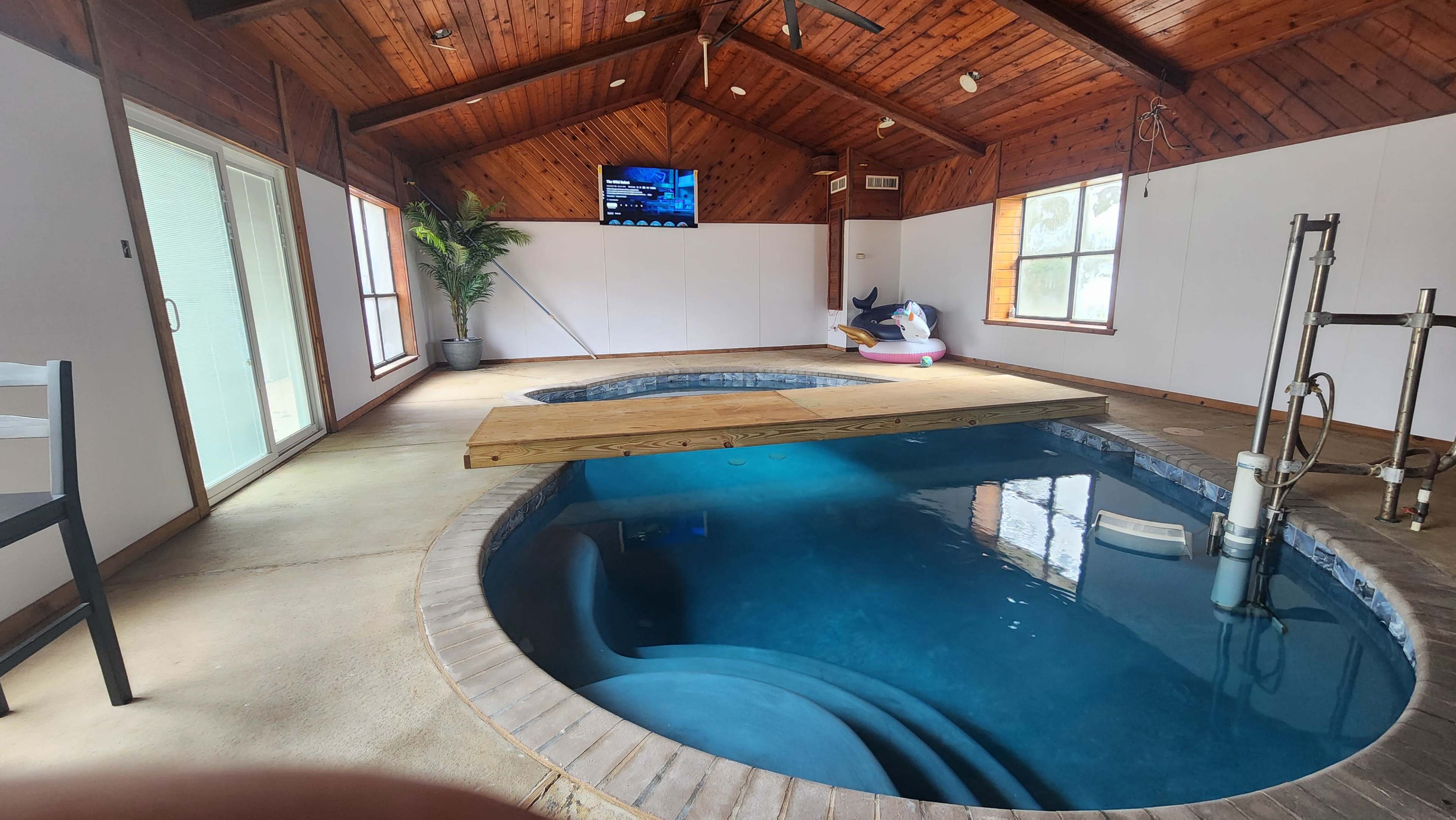 Lake Livingston water front Estate Image in , Livingston, TX