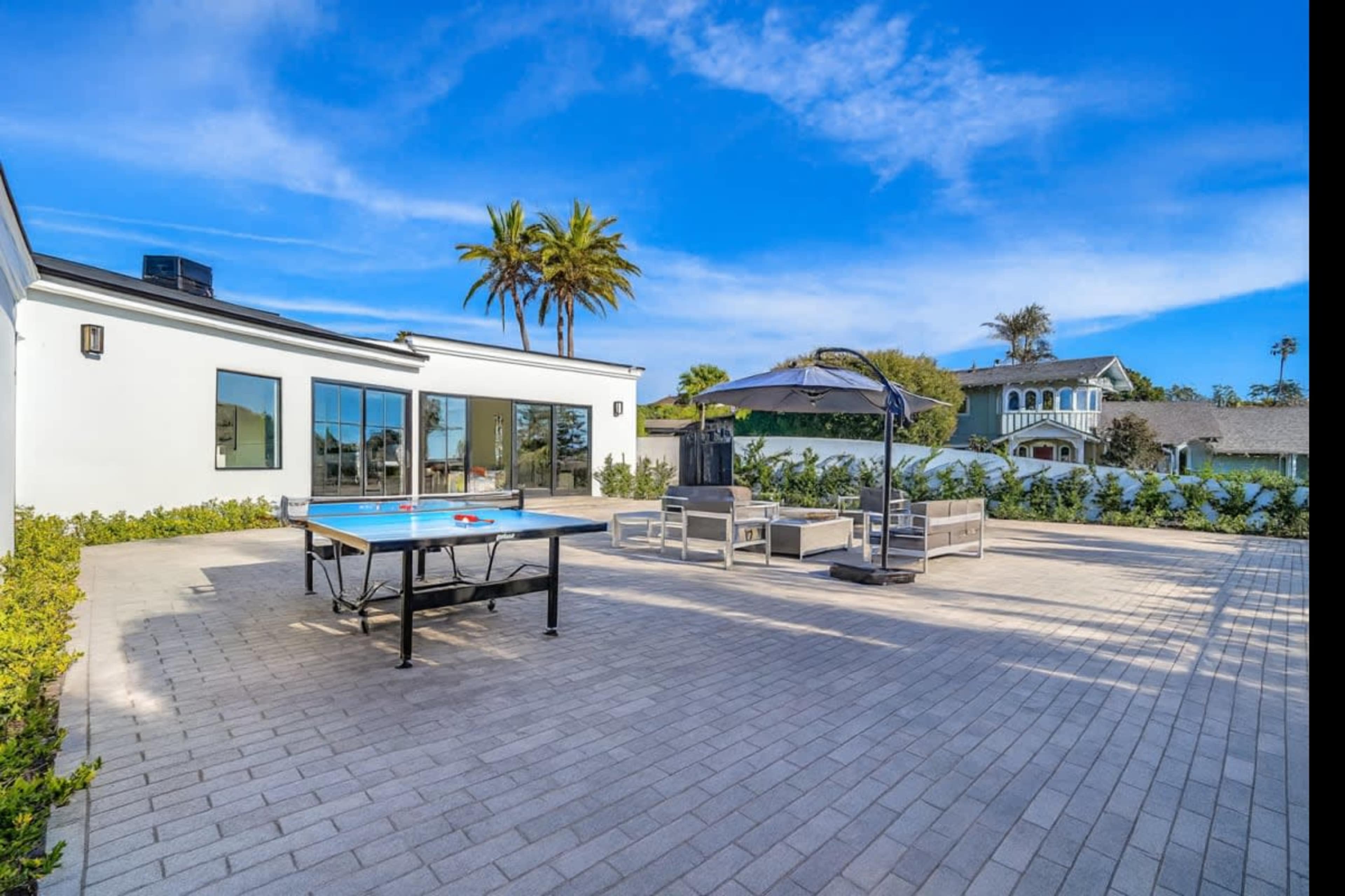 Modern Pacific Palisades Villa with Ocean Views Image in Pacific Palisades, los angeles, CA