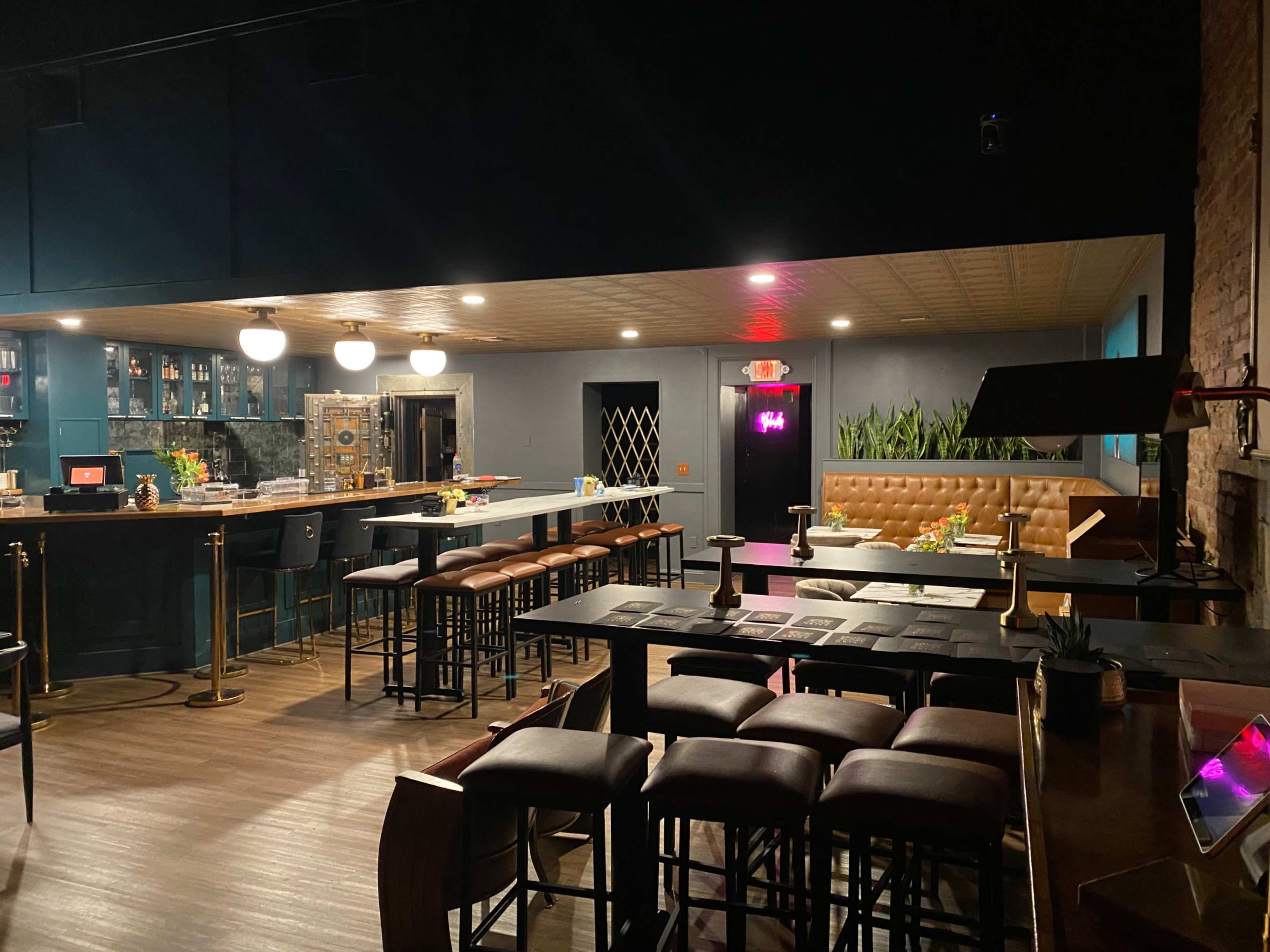 Super vibey bar/music venue in a newly remodeled, turn of the century bank with an amazing greenroom and hidden Vault behind a secret door/bookshelf. Image in Bowling Green, Bowling Green, VA