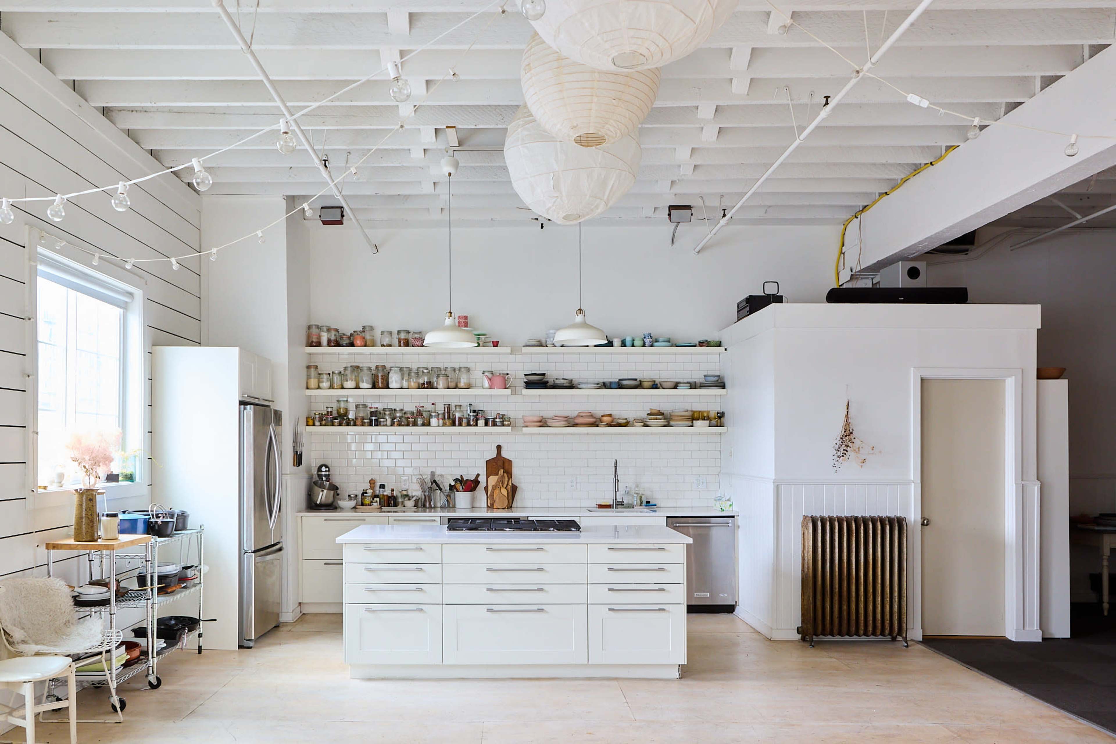 Natural light photo studio with kitchen, walking distance from Pike Place Market Image in Belltown, Seattle, WA