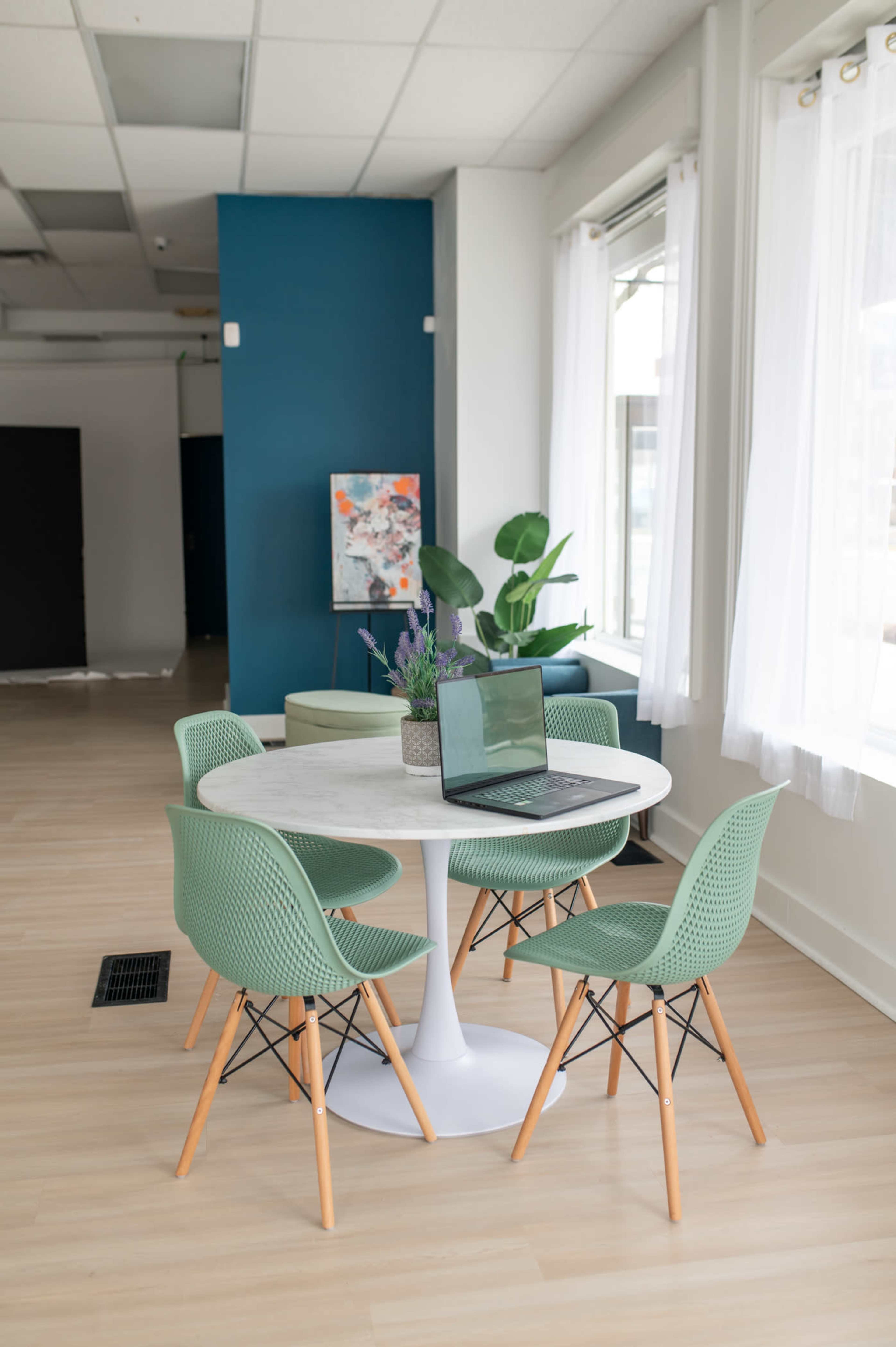 Bright & Modern Studio in Shaker Square – Perfect for Photoshoots, Events & Meetings Image in Buckeye - Shaker, Cleveland, OH