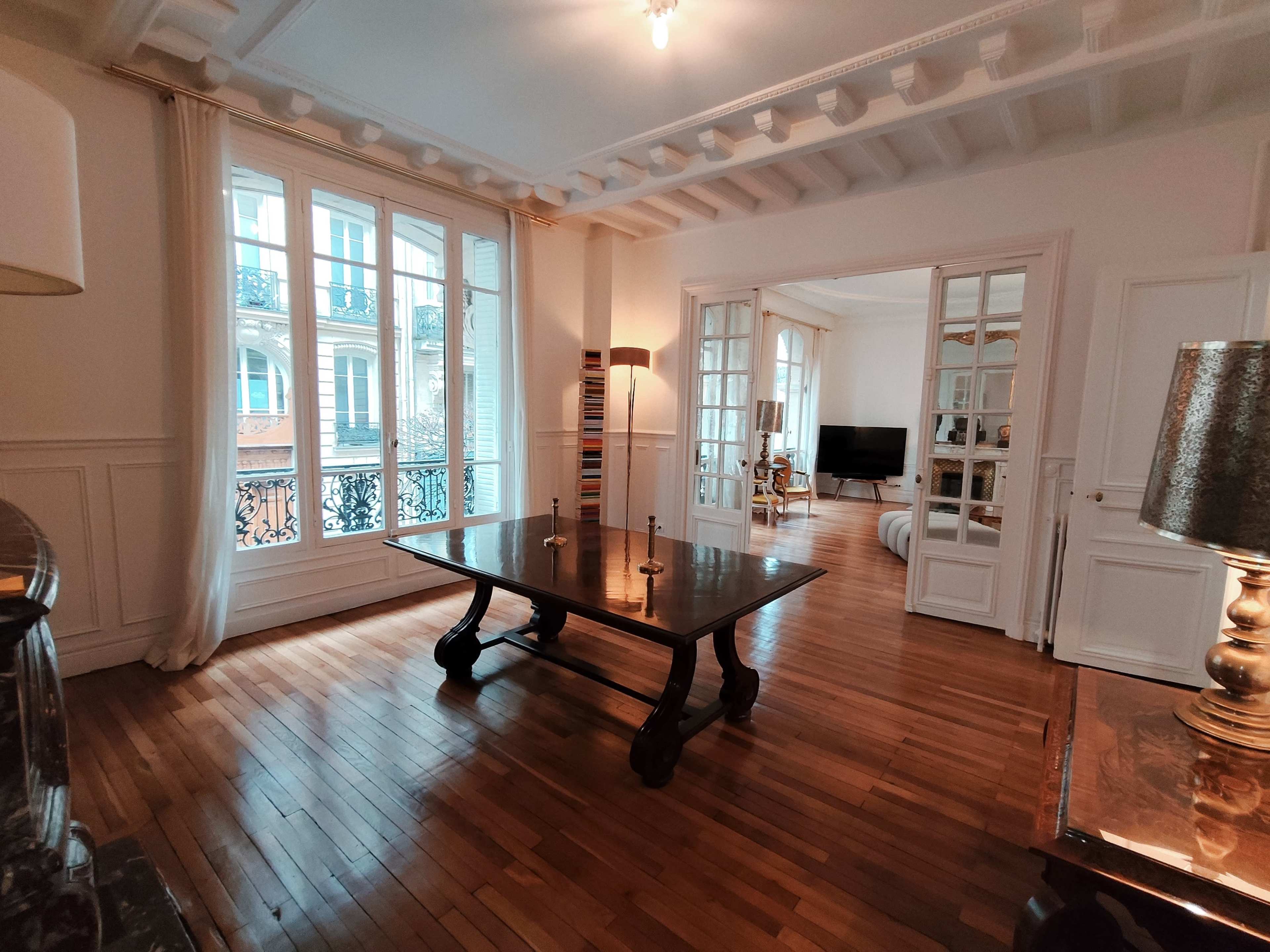 Magnifique appartement de réception Haussmannien Image in NAP, Neuilly-sur-Seine