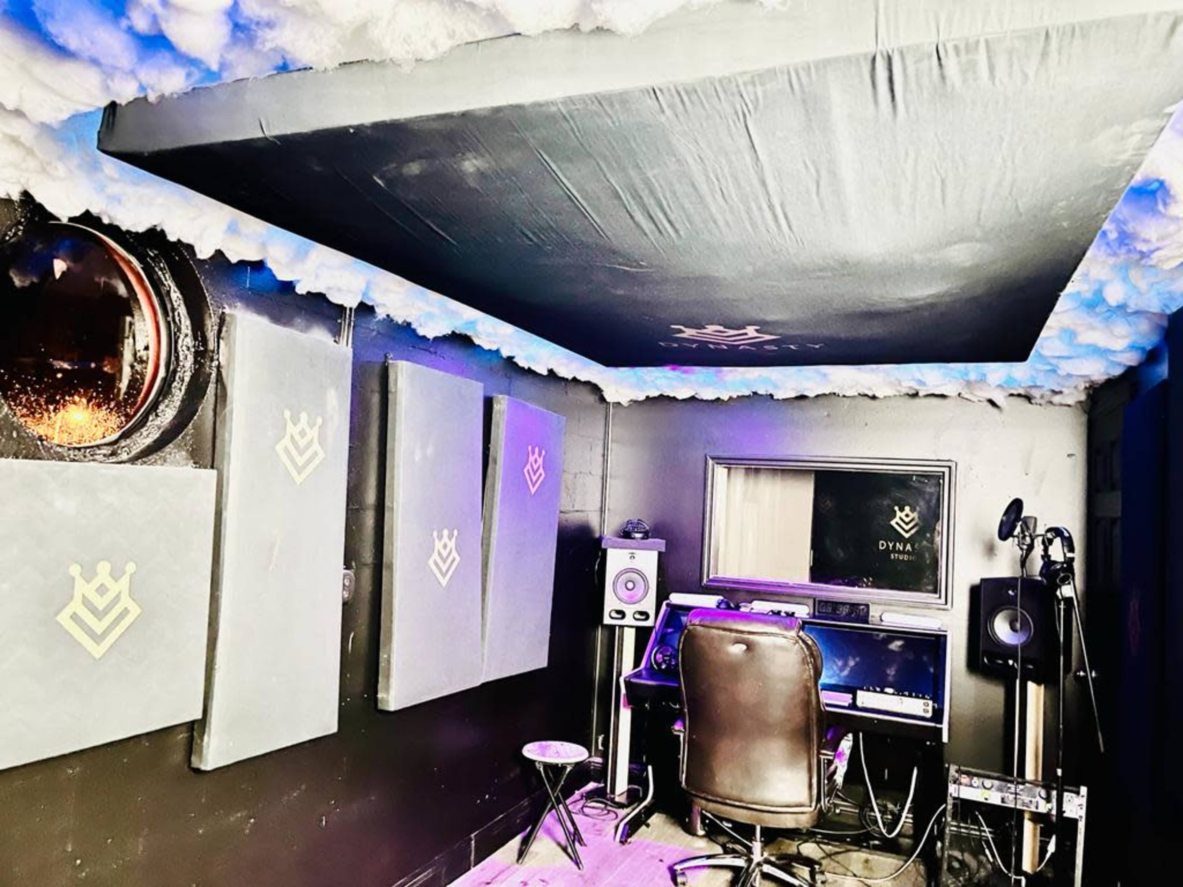 Music studio heart of Kissimmee Image in Kissimmee, kissimmee, FL