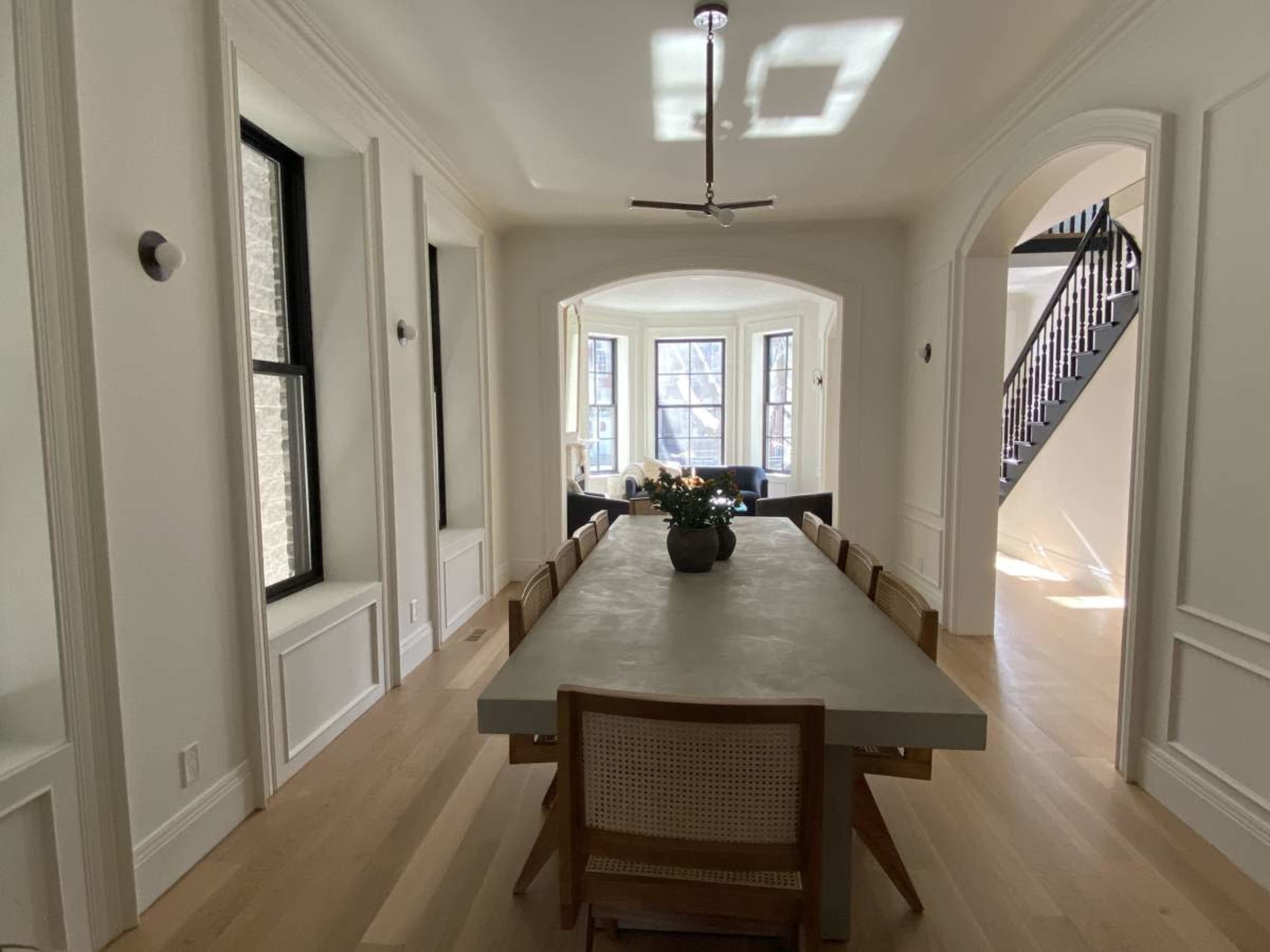 Sophisticated single family home bathed in natural light Image in Lake View, Chicago, IL