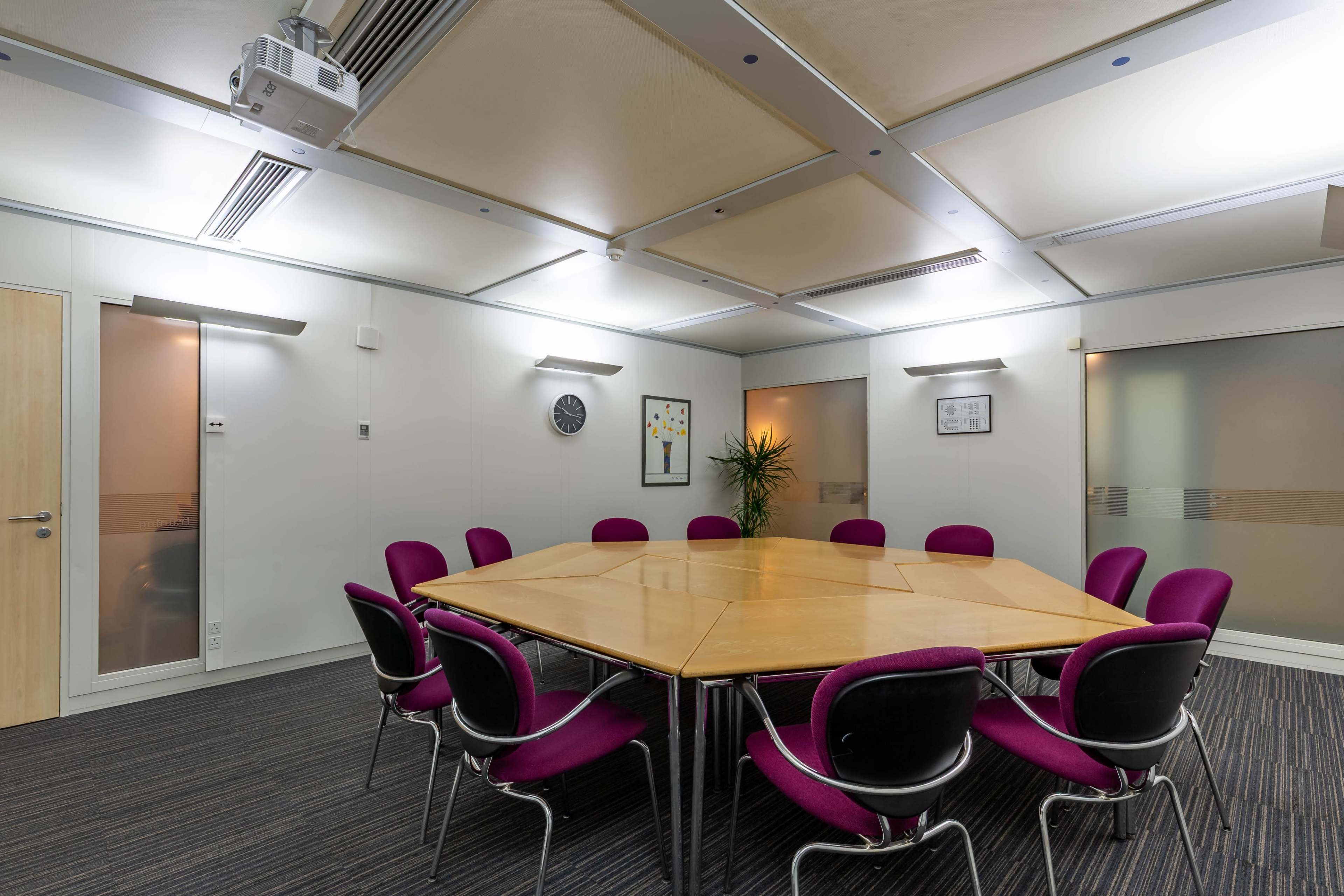 Training Room Image in Elstree and Borehamwood, Borehamwood, ENG