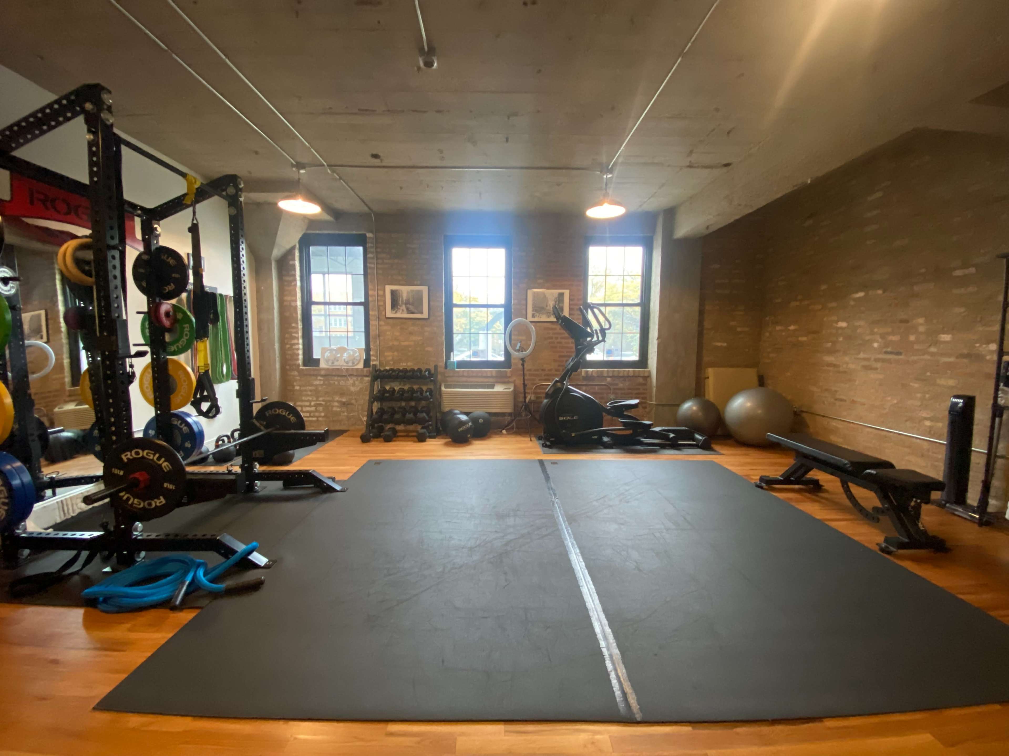 Private Studio Gym in Edgewater Image in Edgewater, Chicago, IL