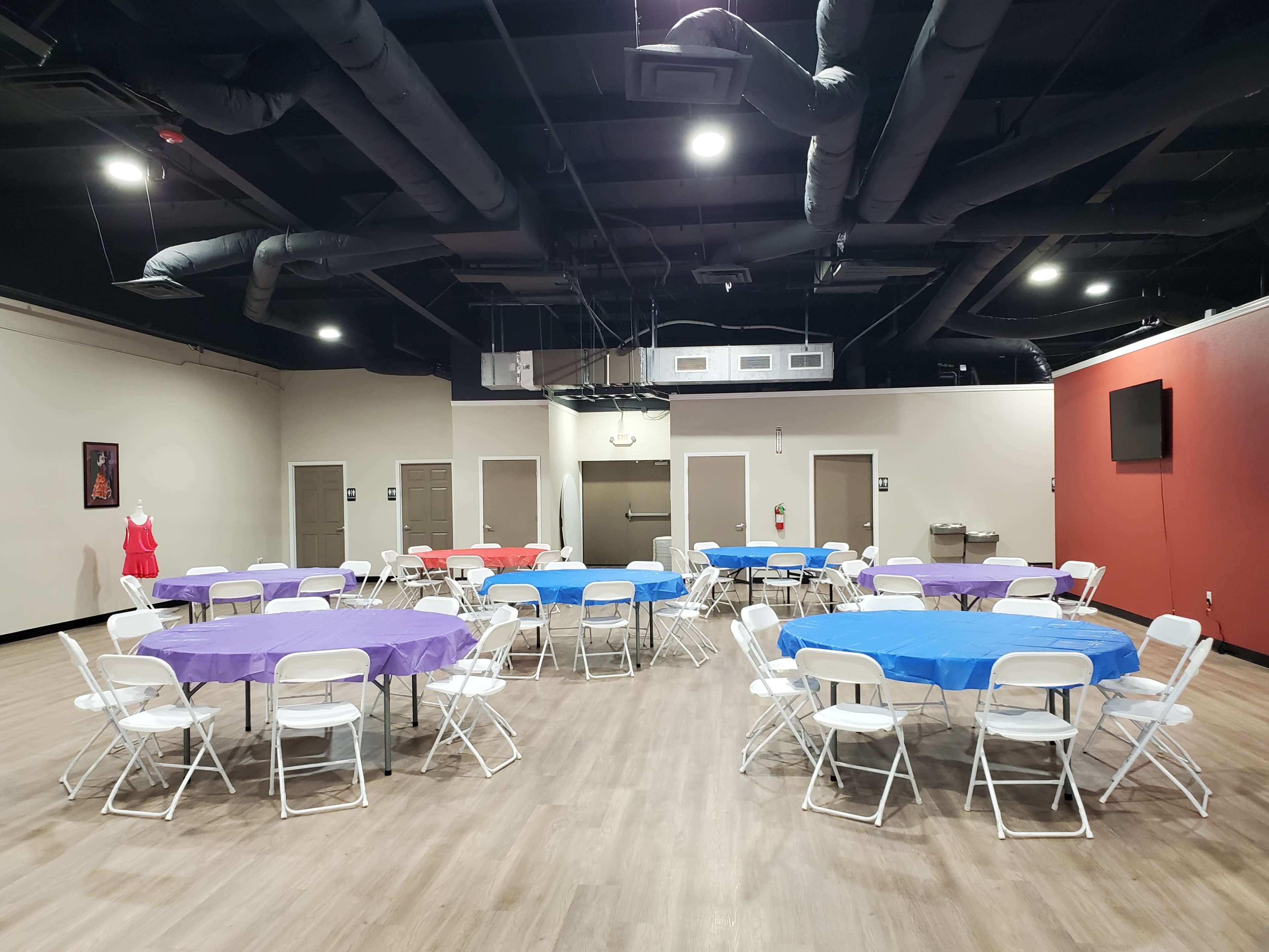 Spacious Event Space in West Springdale, near Tontitown & Elm Springs Image in Springdale, Springdale, AR