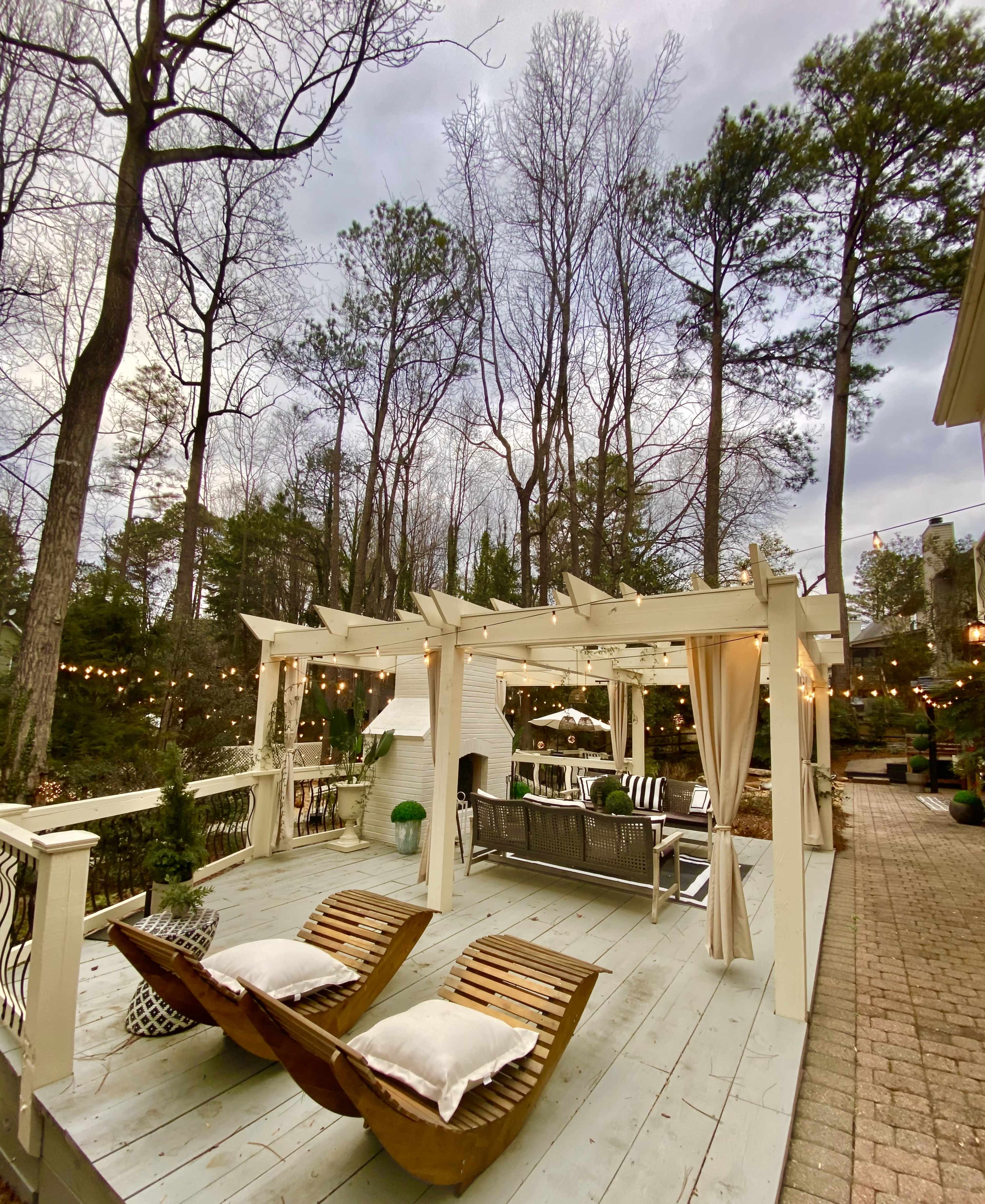 DREAM romantic backyard perfect for mini wedding, proposal, engagement reception, family gathering. Multiple seating areas, outdoor fireplace, library Irish Pub, Art studio and more! Image in , Duluth, GA