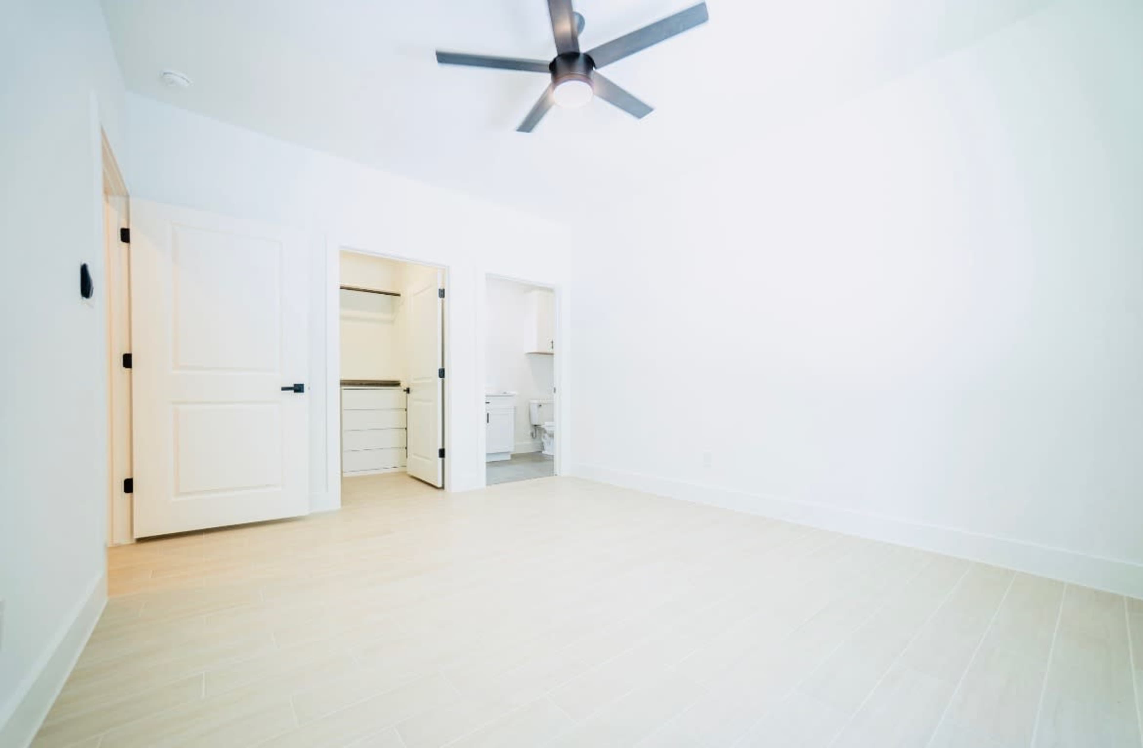 E1 Modern Contemporary Image in Porter, Porter, TX