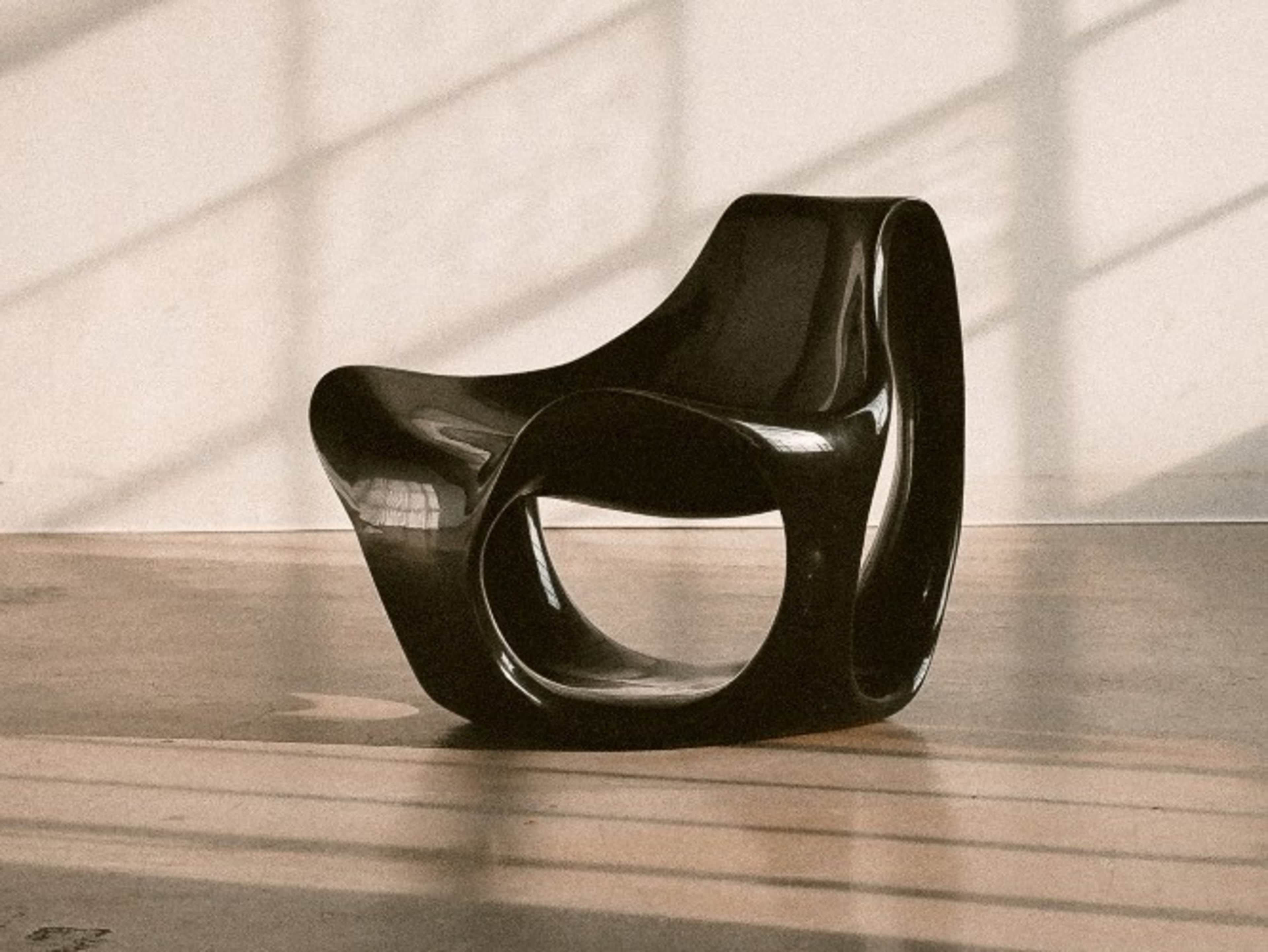 Amorphic Fibreglass Lounge Chair in Black in the s