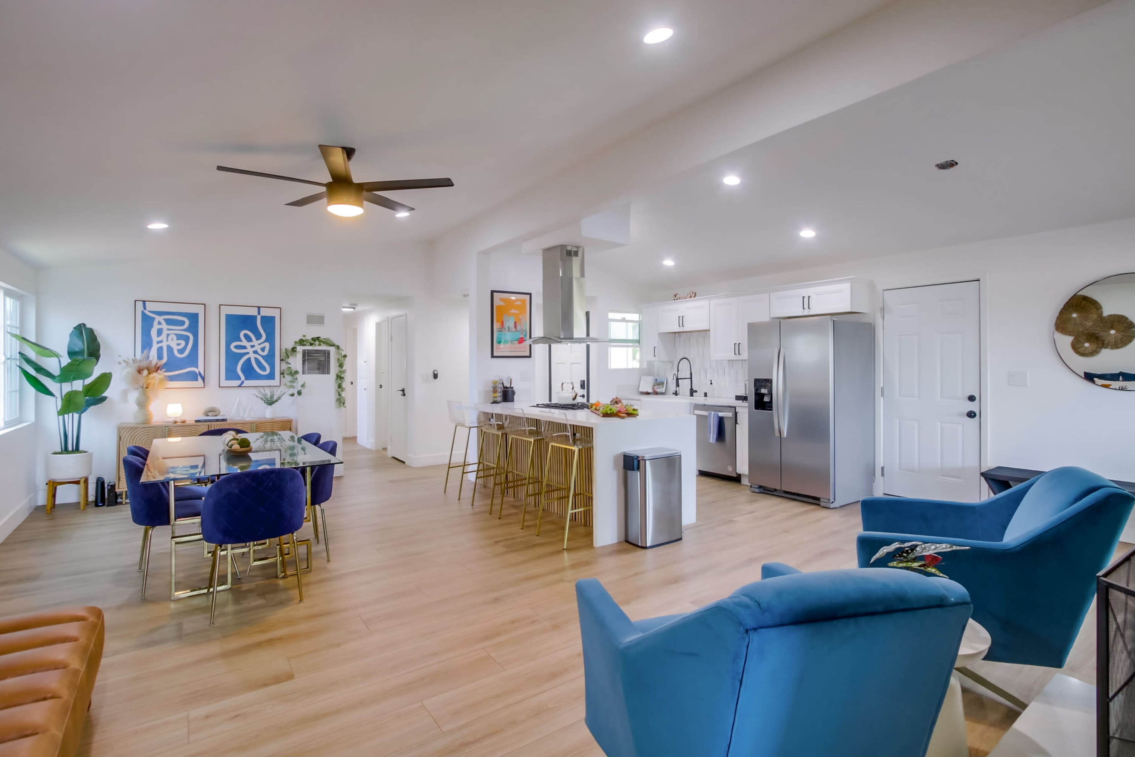 The San Diego Sunrise Abode Image in Serra Mesa, San Diego, CA
