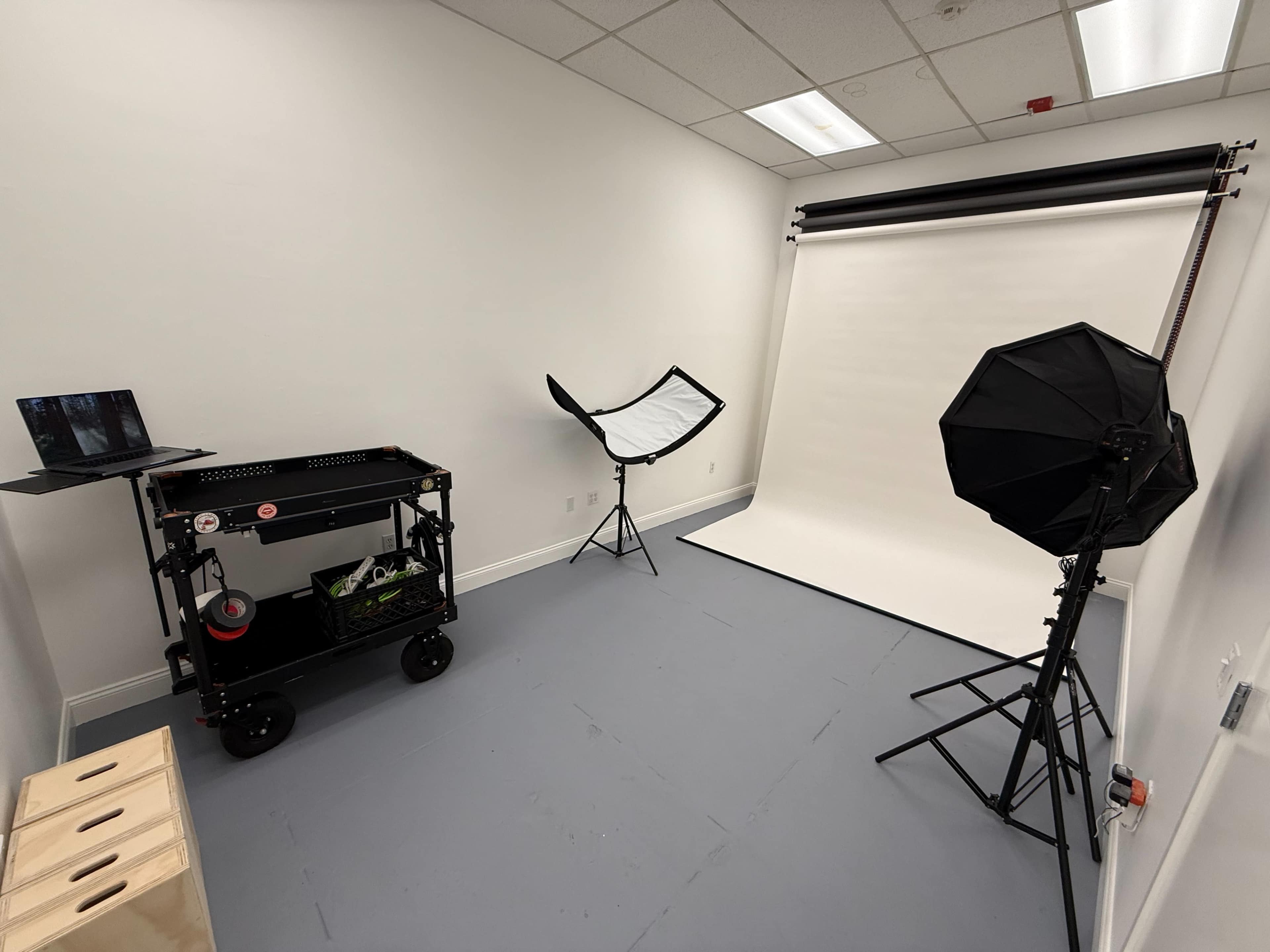 Studio for Photo Shoots or Workshops in Downtown San Pedro Image in San Pedro, San Pedro, CA