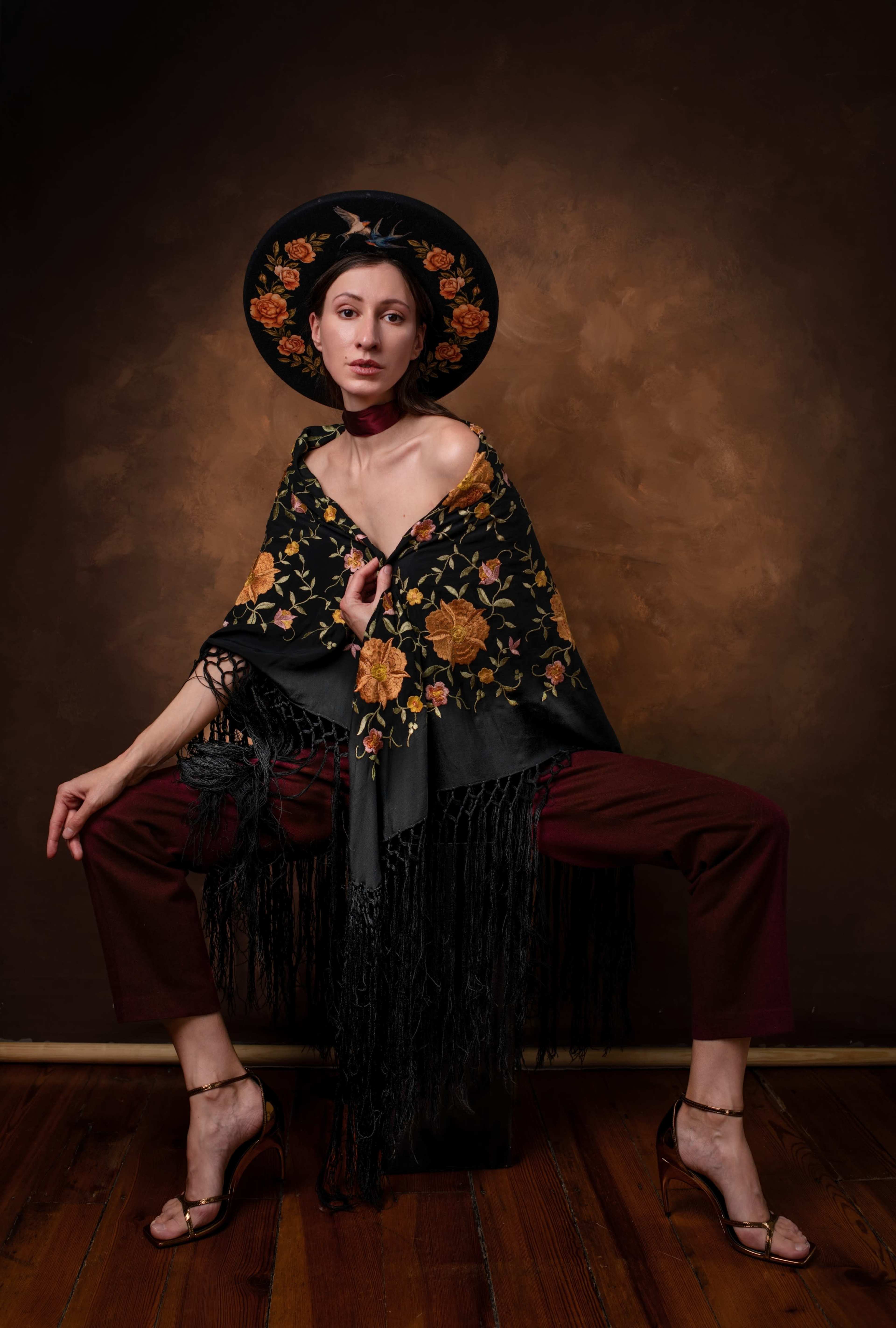 Charming Natural Light Boudoir and Lifestyle Studio with Hardwood Floors Image in Middletown, Middletown, MD
