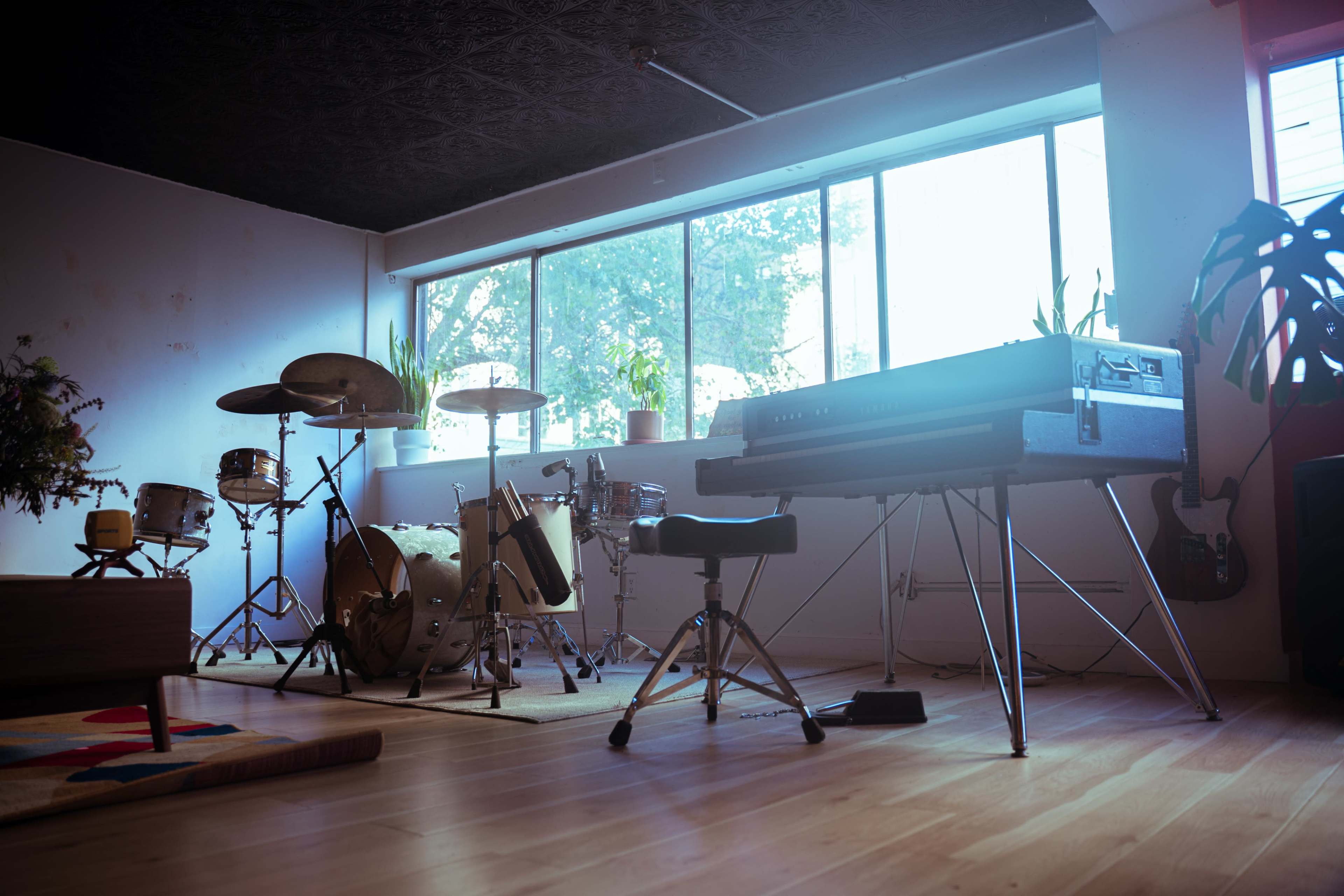 Vibey Downtown Studio Image in Downtown Oakland, Oakland, CA