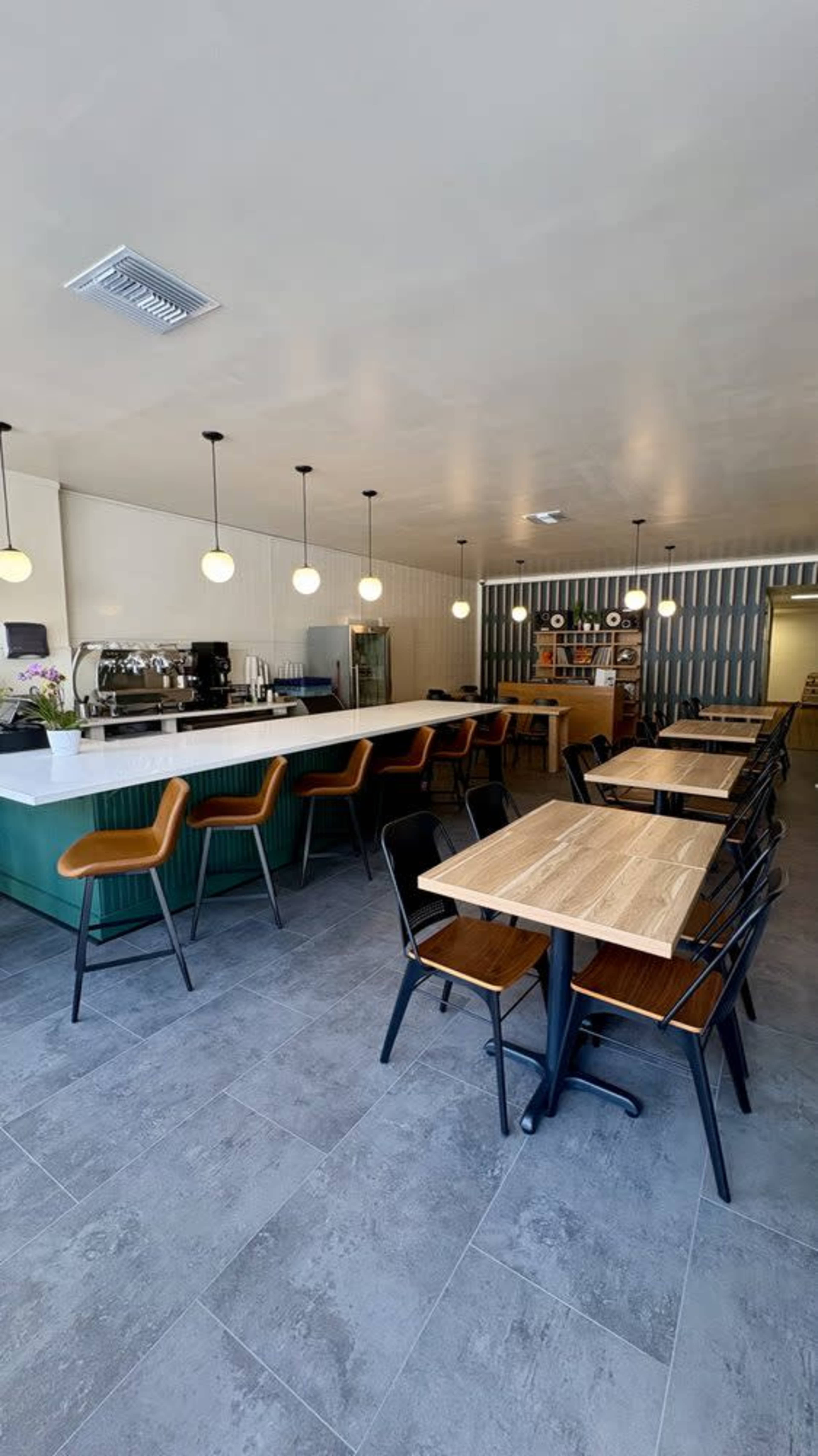 Stylish Restaurant with Vintage Hi-Fi Sound System Image in Covina, Covina, CA
