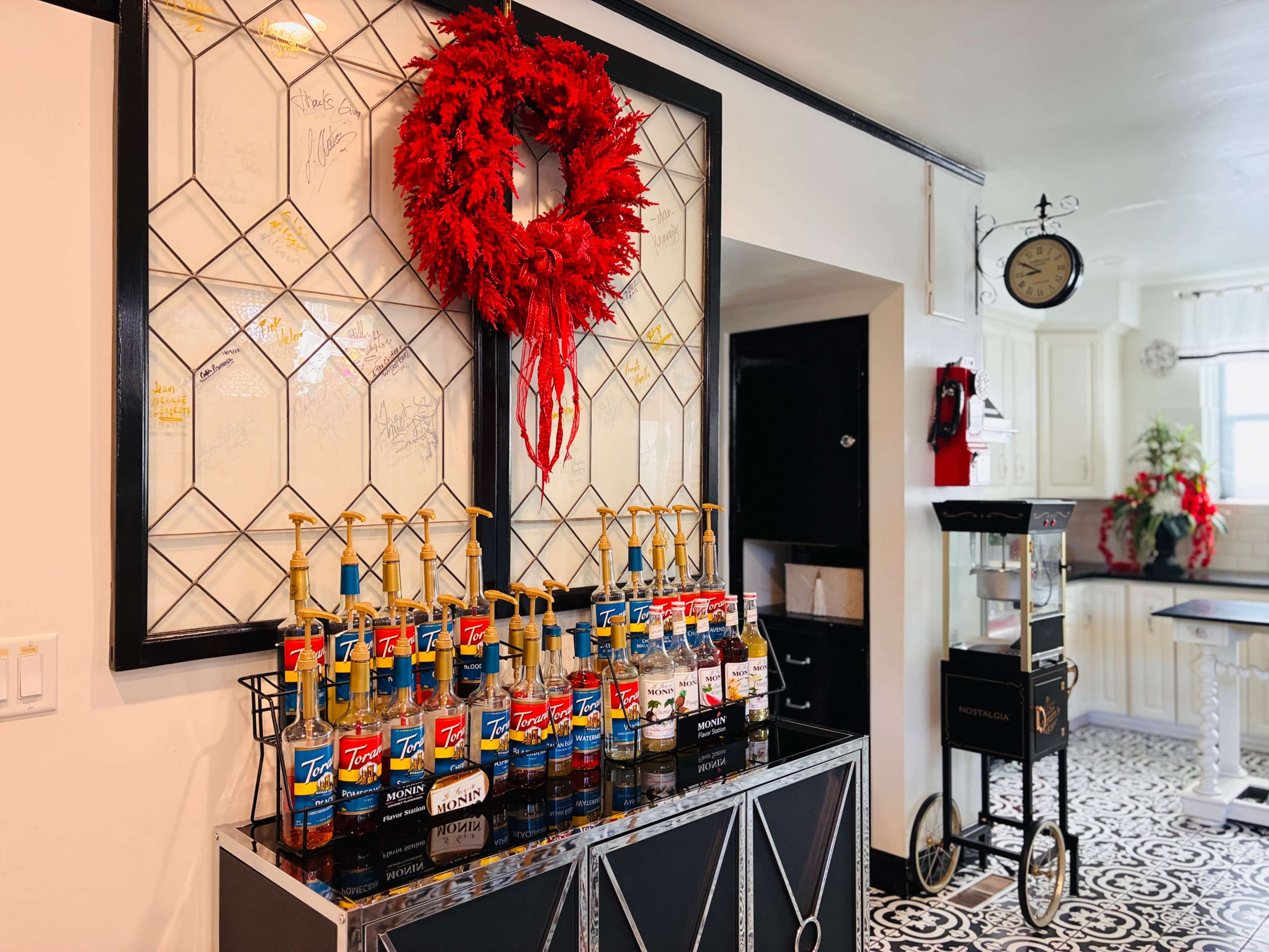 Glam Art Deco Home in Historic Neighborhood Image in , Fresno, CA