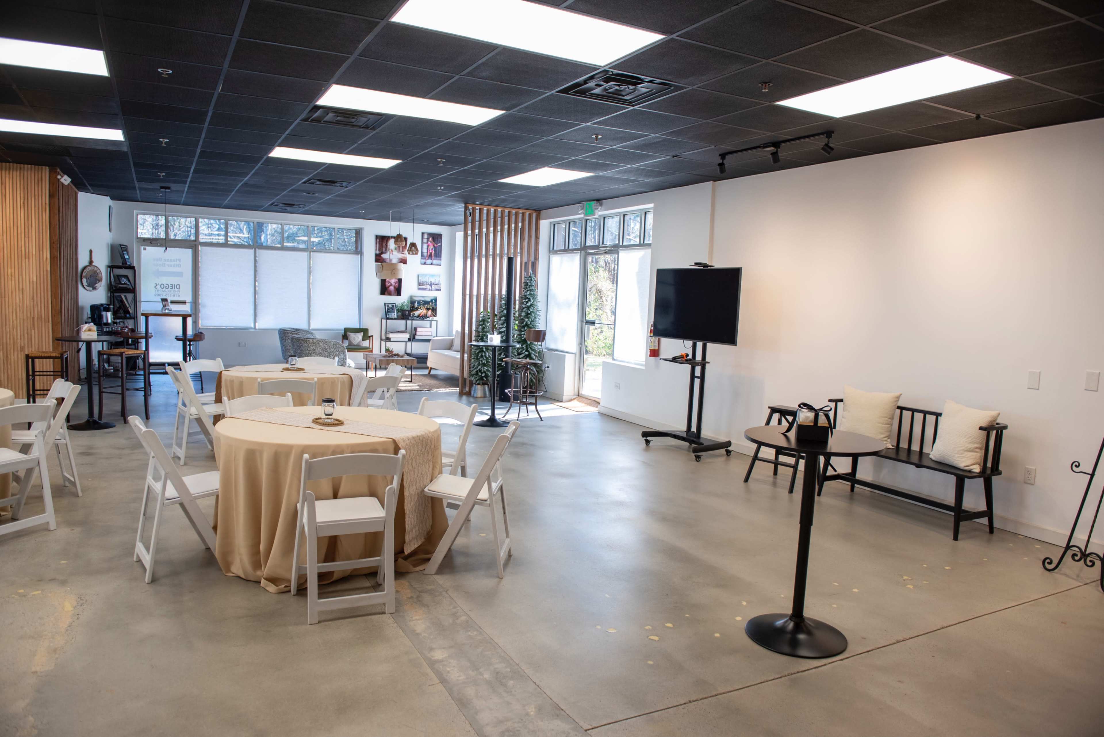 Artistic Natural-Light Studio in Johns Creek for Shoots & Events Image in Johns Creek, Johns Creek, GA