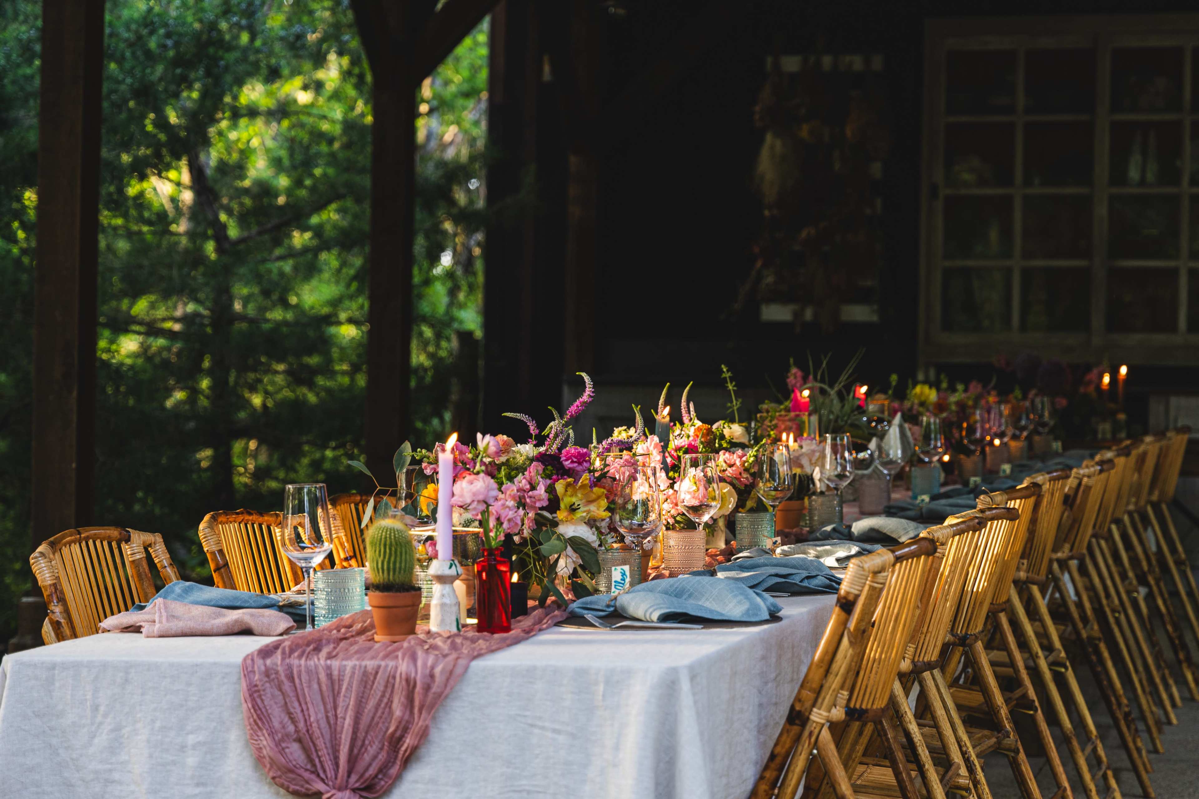 Serene Barn House on 44 Acres of Rolling Hills Image in , Delaplane, VA