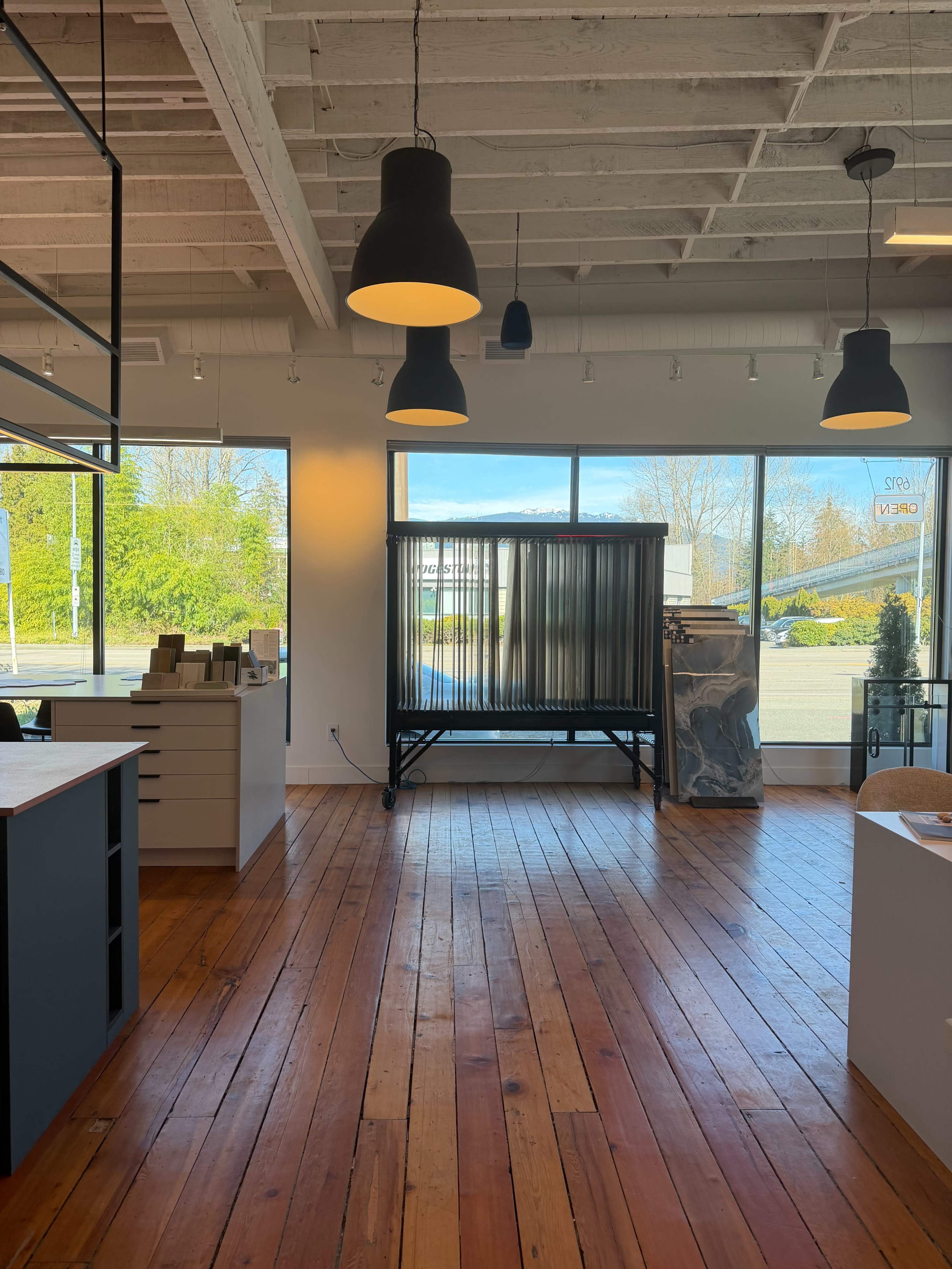 Contemporary Showroom Space - Ideal for Events and Meetings Image in Lochdale, Burnaby, BC