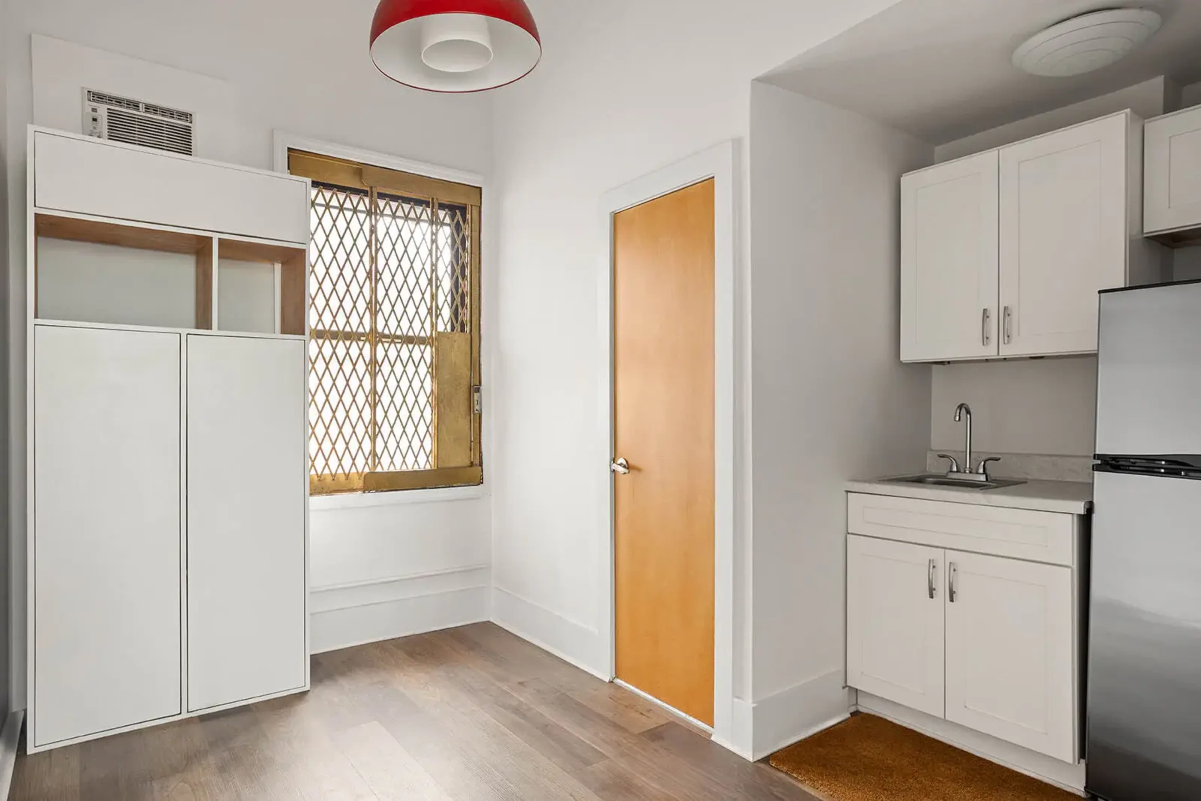 Downtown Brooklyn Loft with Plenty of Natural Light Image in Boerum Hill, Brooklyn, NY