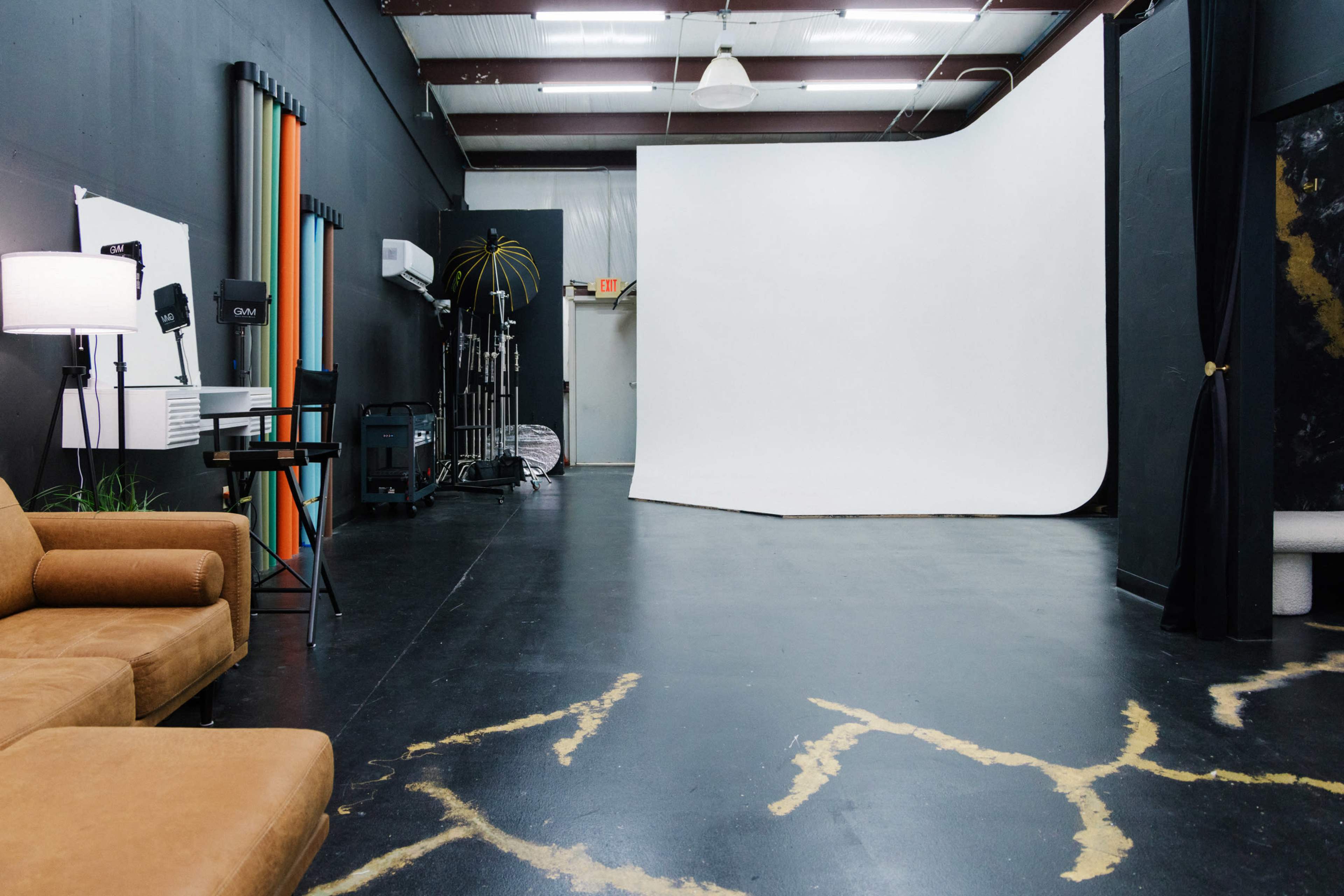 Modern and Spacious Studio for Creatives Image in , Baton Rouge, LA