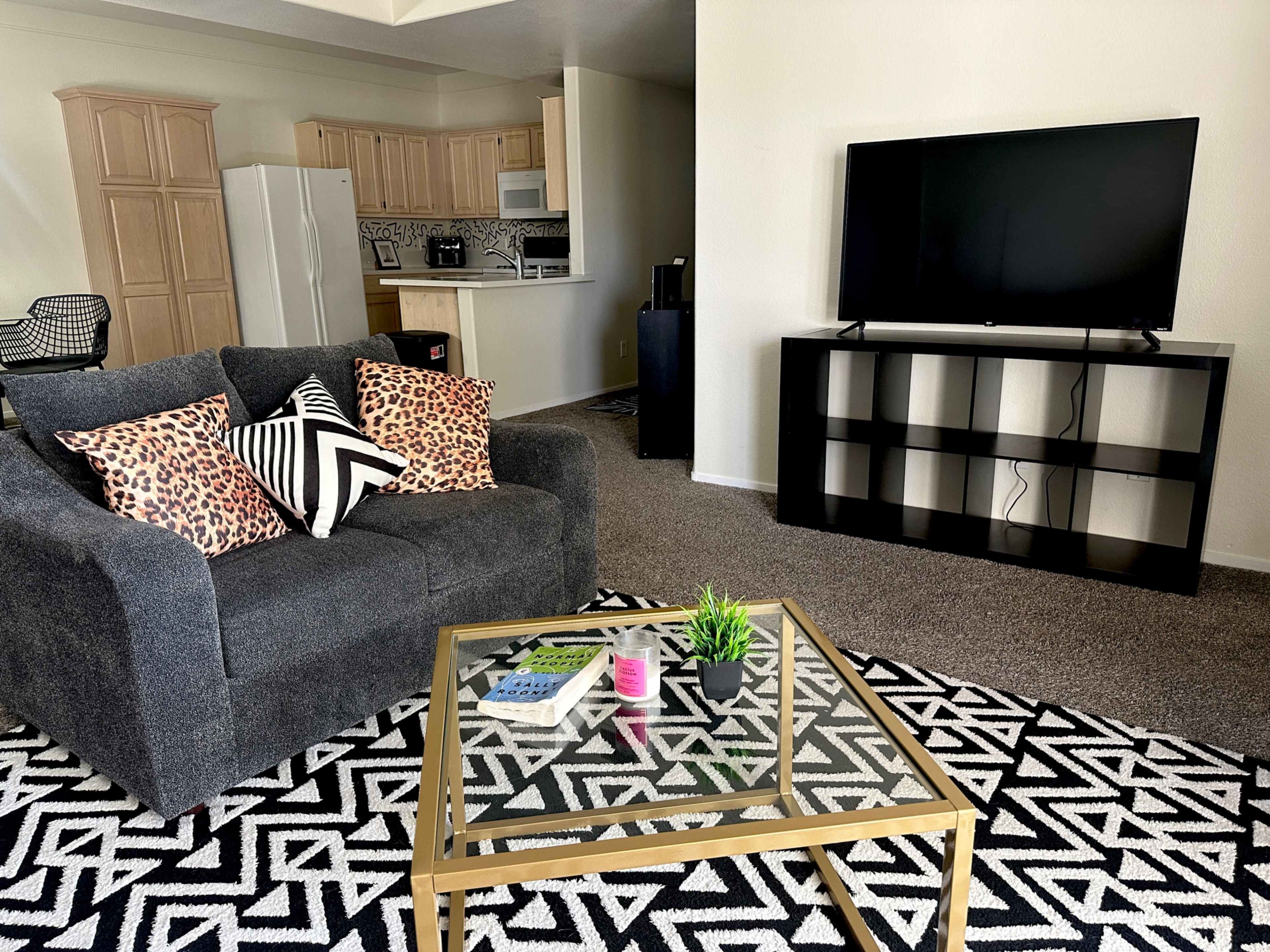 Vegas LED Lit Creative Studio Vibes in a Private Home | Perfect for Content, Reels, Events & Photoshoots Image in Sunrise Manor, Las Vegas, NV