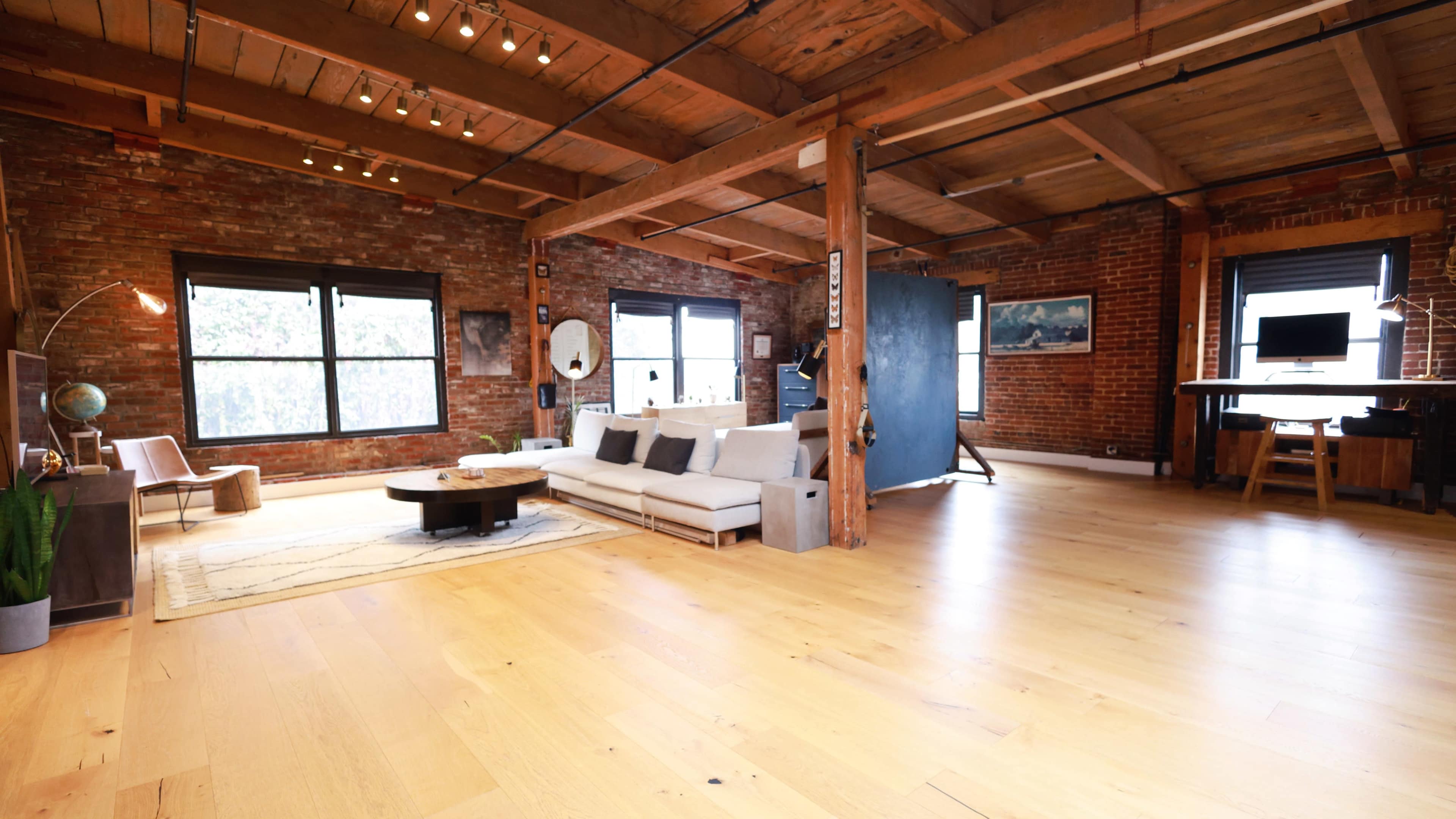 The Gatsman Loft Image in Downtown Los Angeles, Los Angeles, CA