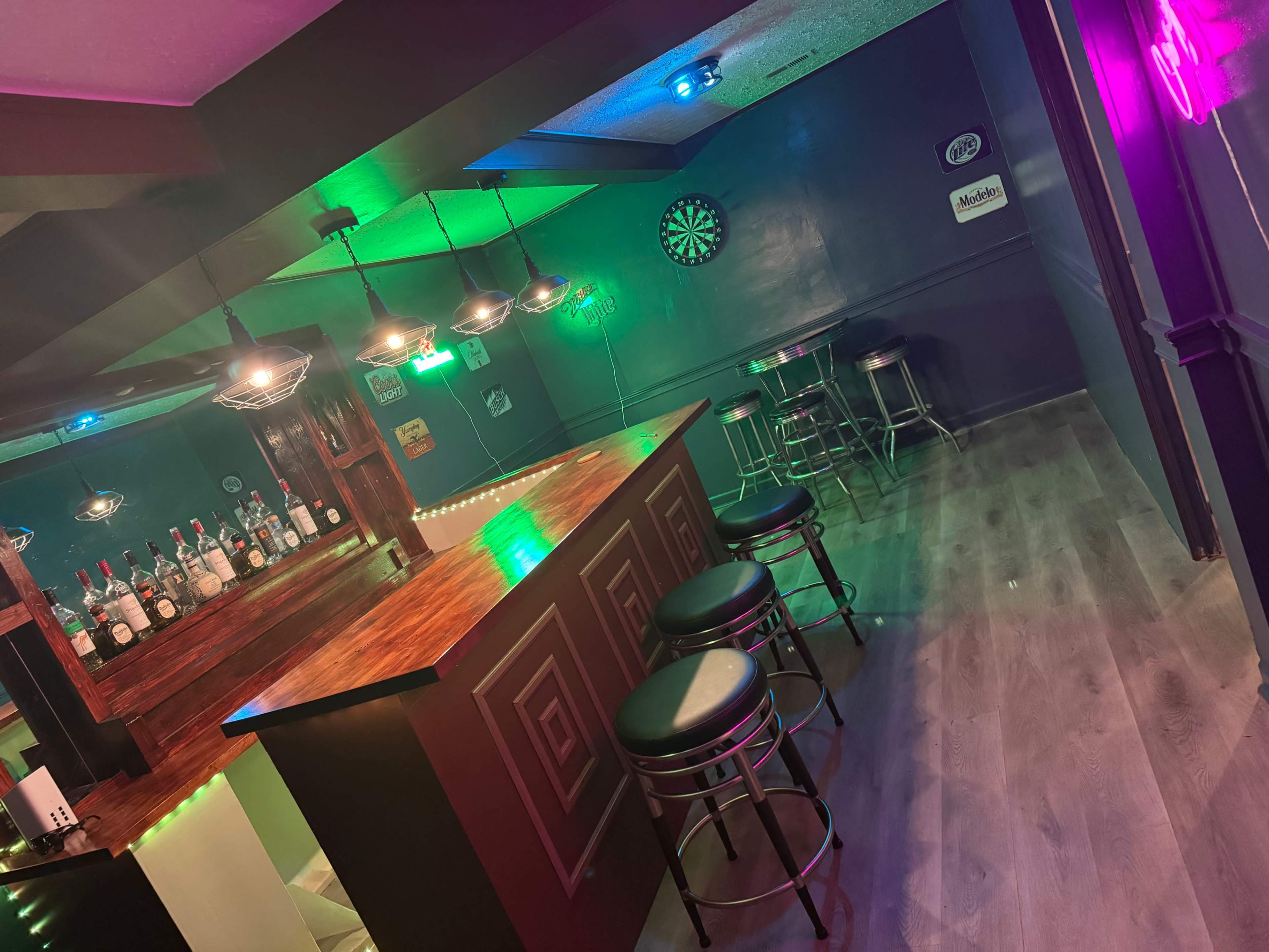 Bar Image in , decatur, GA