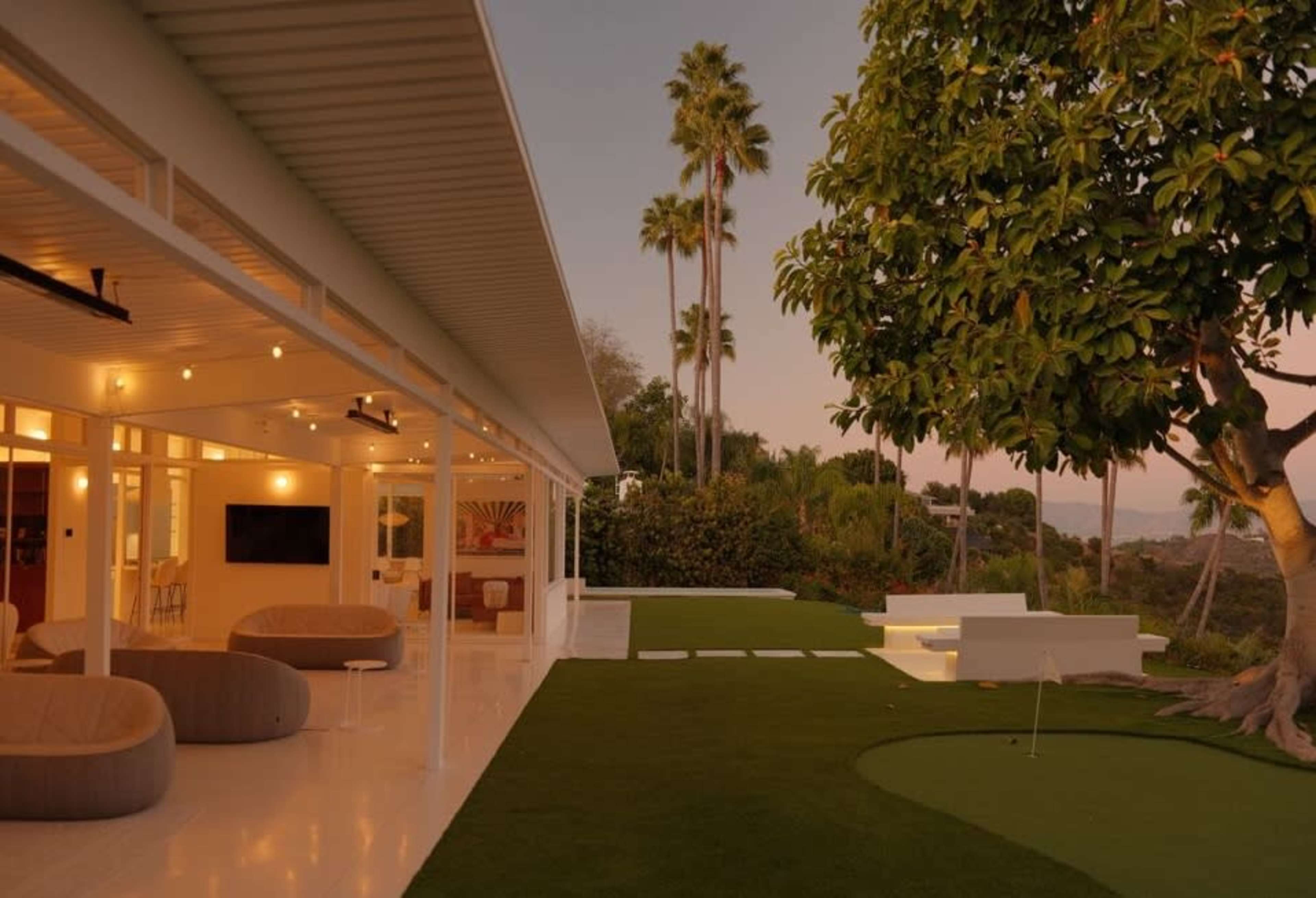 Strata House - Elegant Living in Precise Luxury Image in Bel Air, Los Angeles, CA