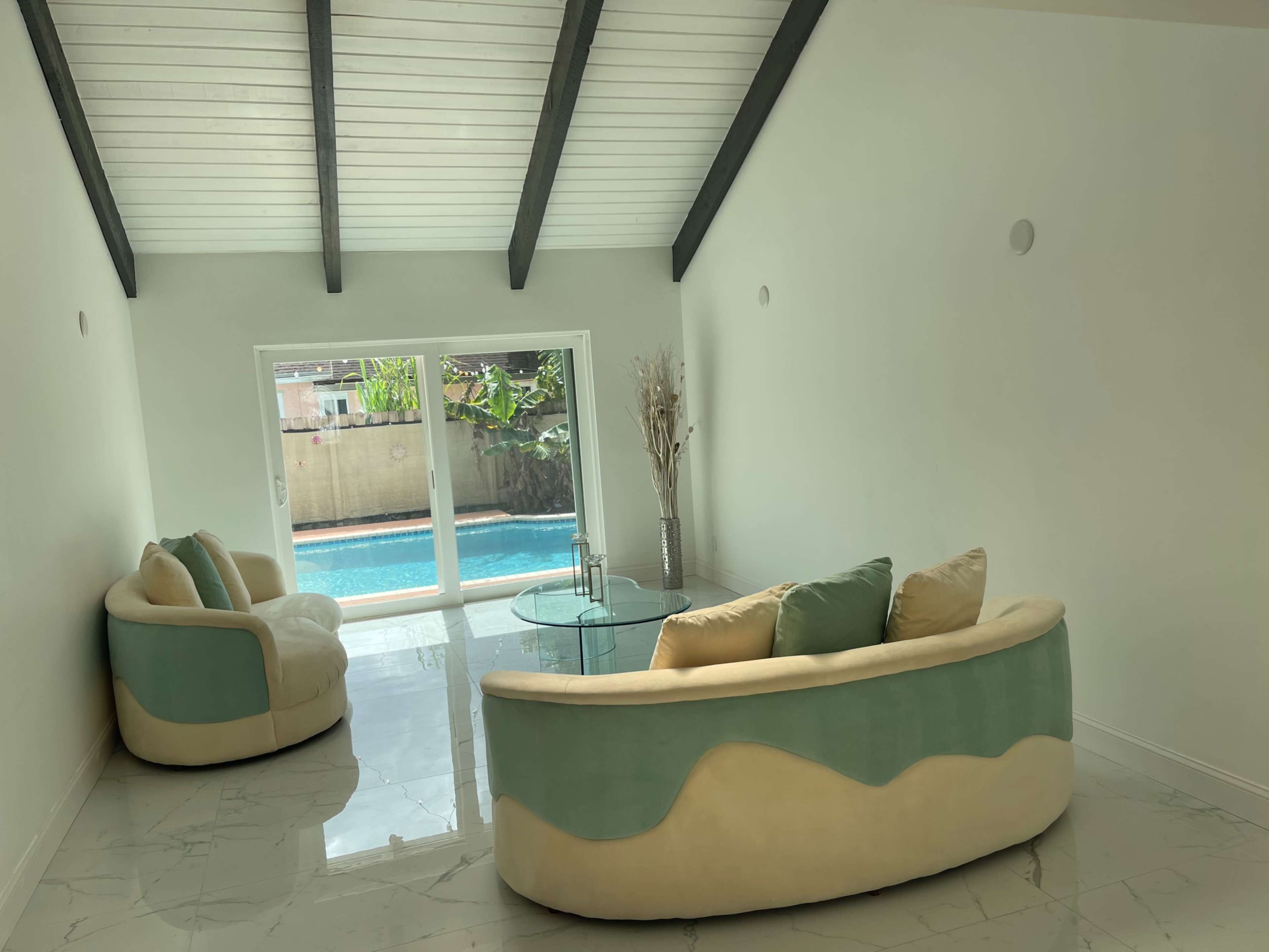 Private modern pool home Image in Lauderhill, Lauderhill, FL