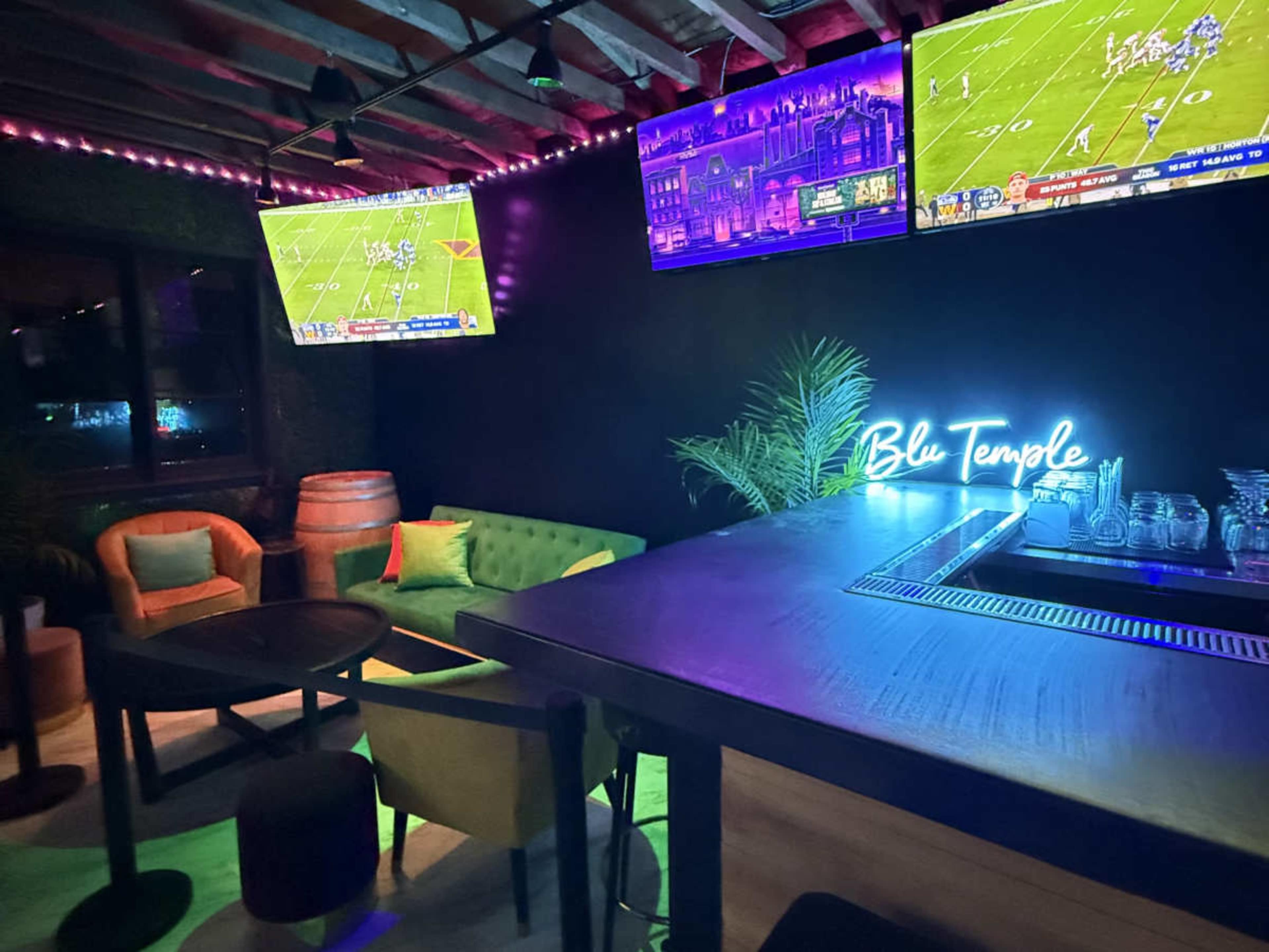 Tropical Haven for Every Occasion Image in Barrio Logan, San diego, CA